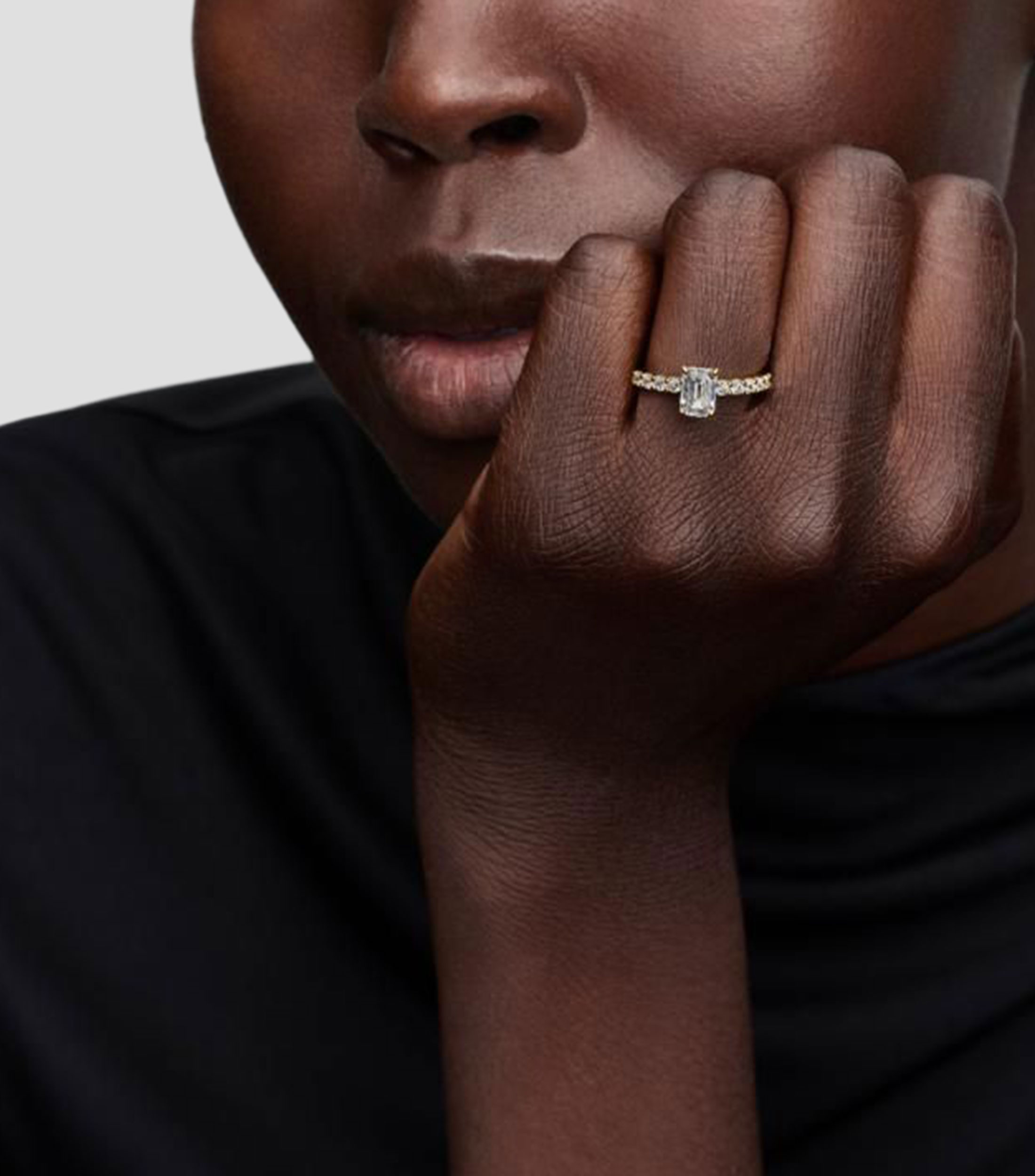 Anillo en plata con zirconia Mujer