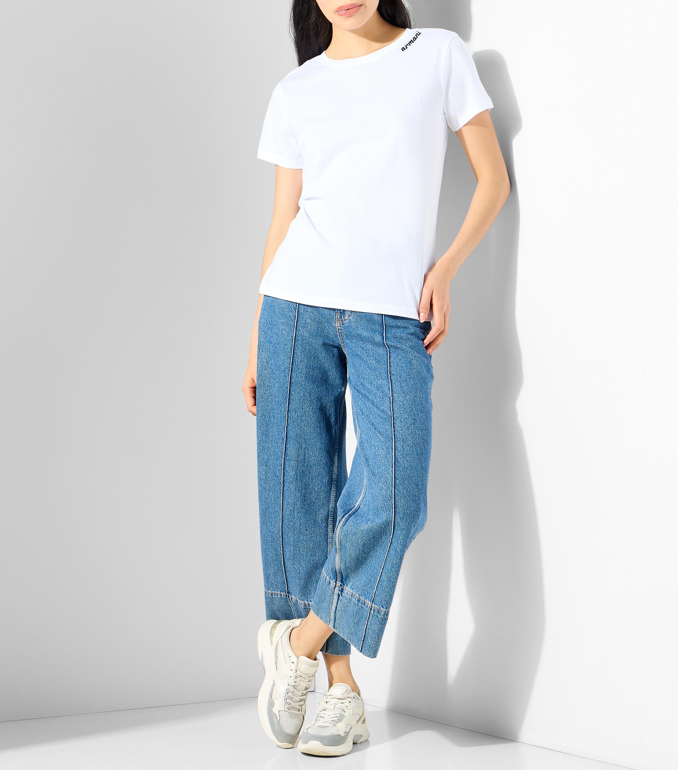 Playera cuello redondo manga corta lisa Mujer