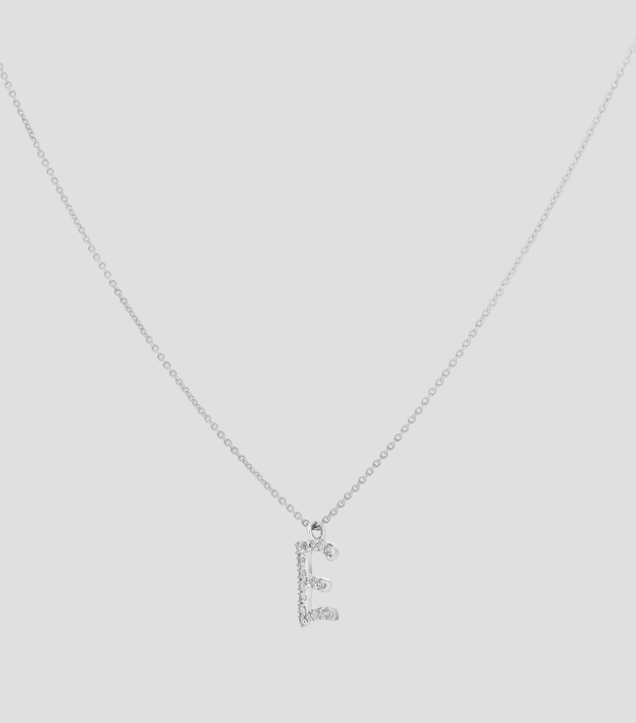 Dije en letra "E" y cadena en Oro blanco 14 Kts Mujer