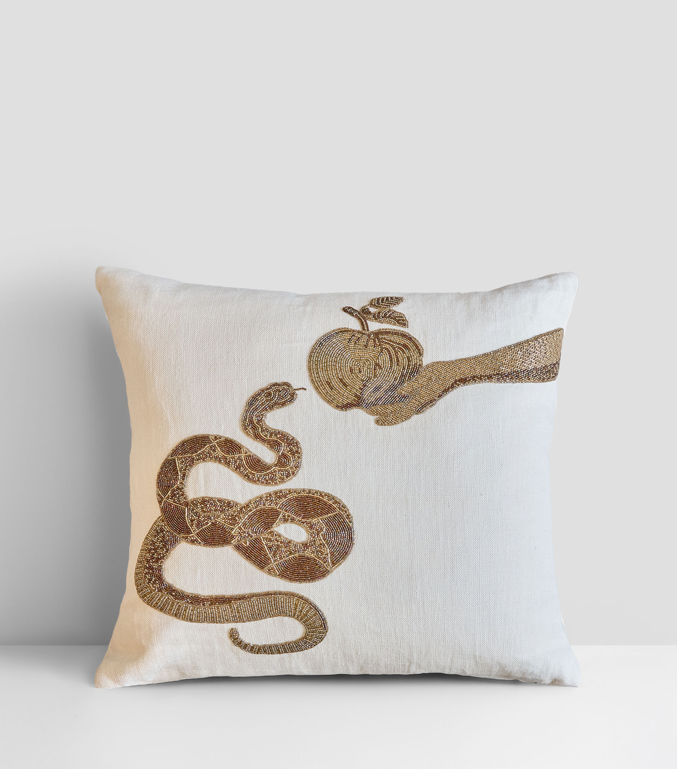 Cojín decorativo Musa Serpiente y Manzana