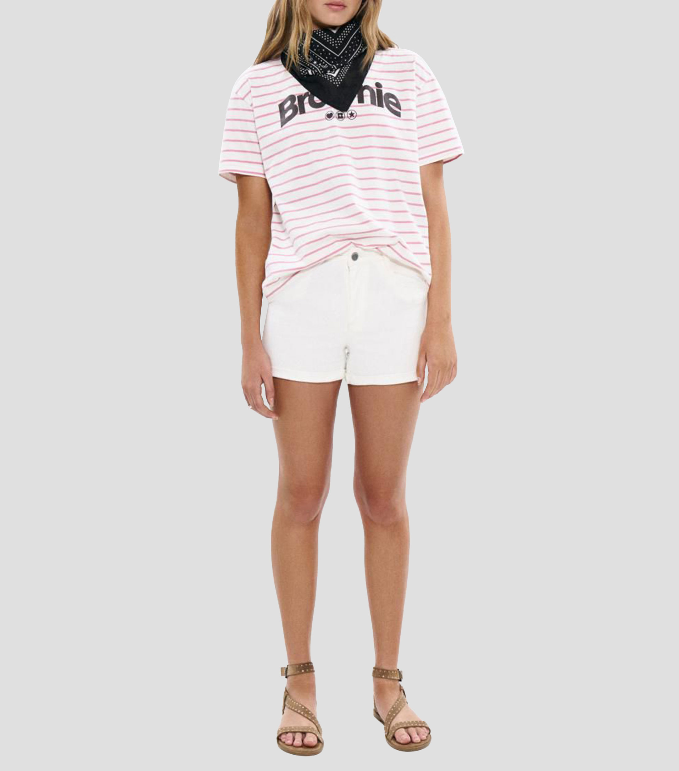 Short liso Mujer