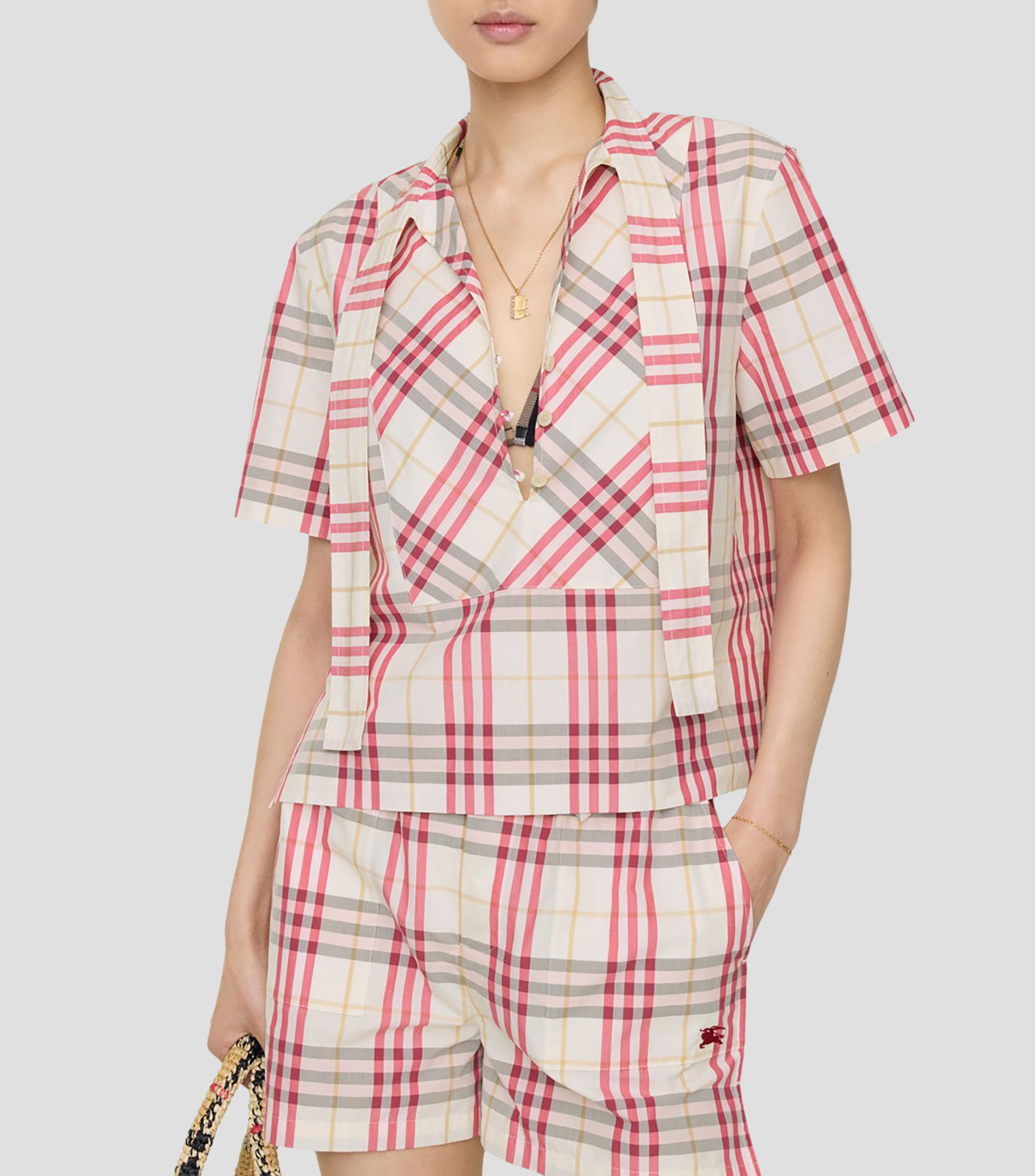 Blusa de cuadros manga corta Mujer