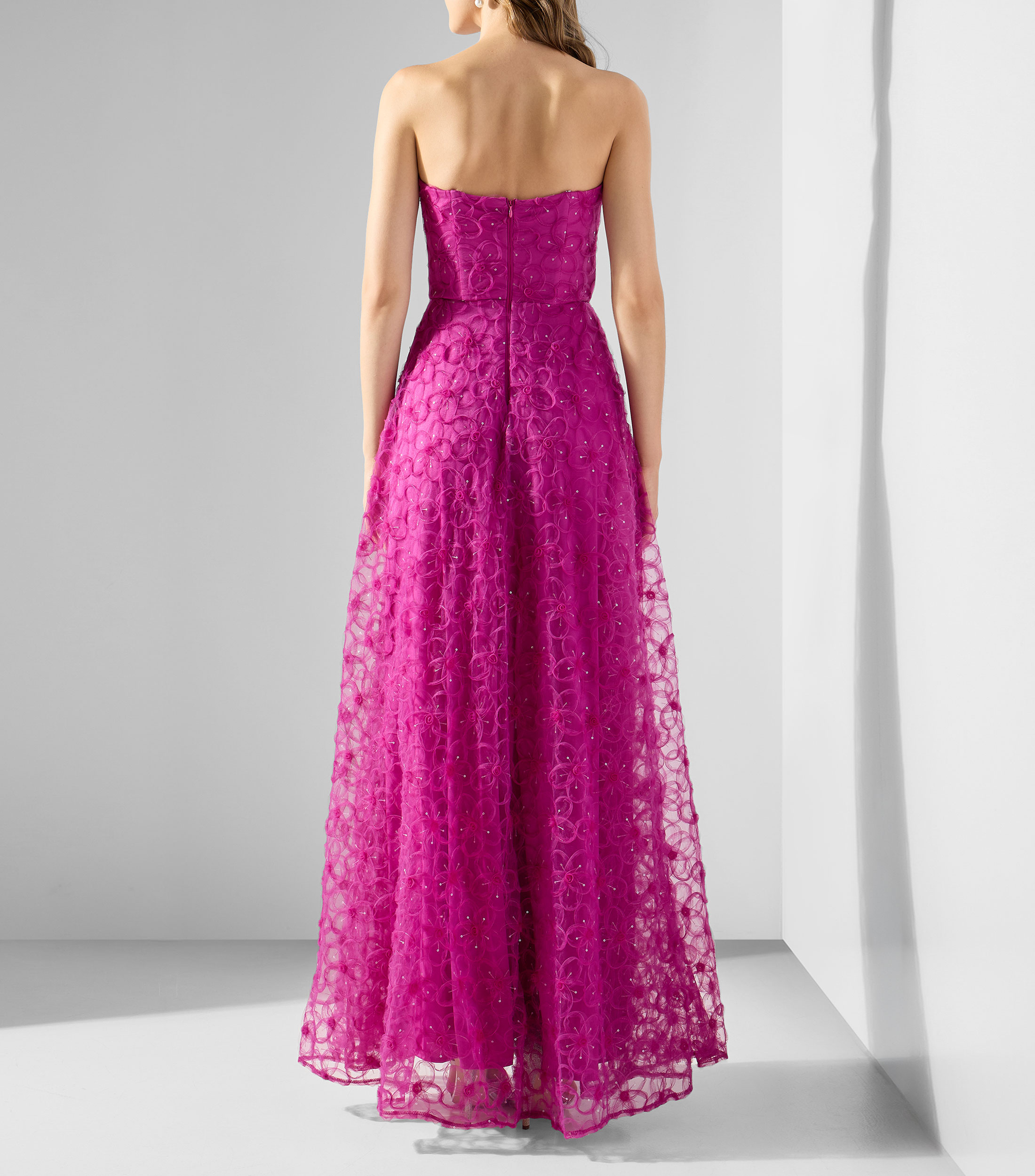 Vestido de fiesta largo con bordados Mujer
