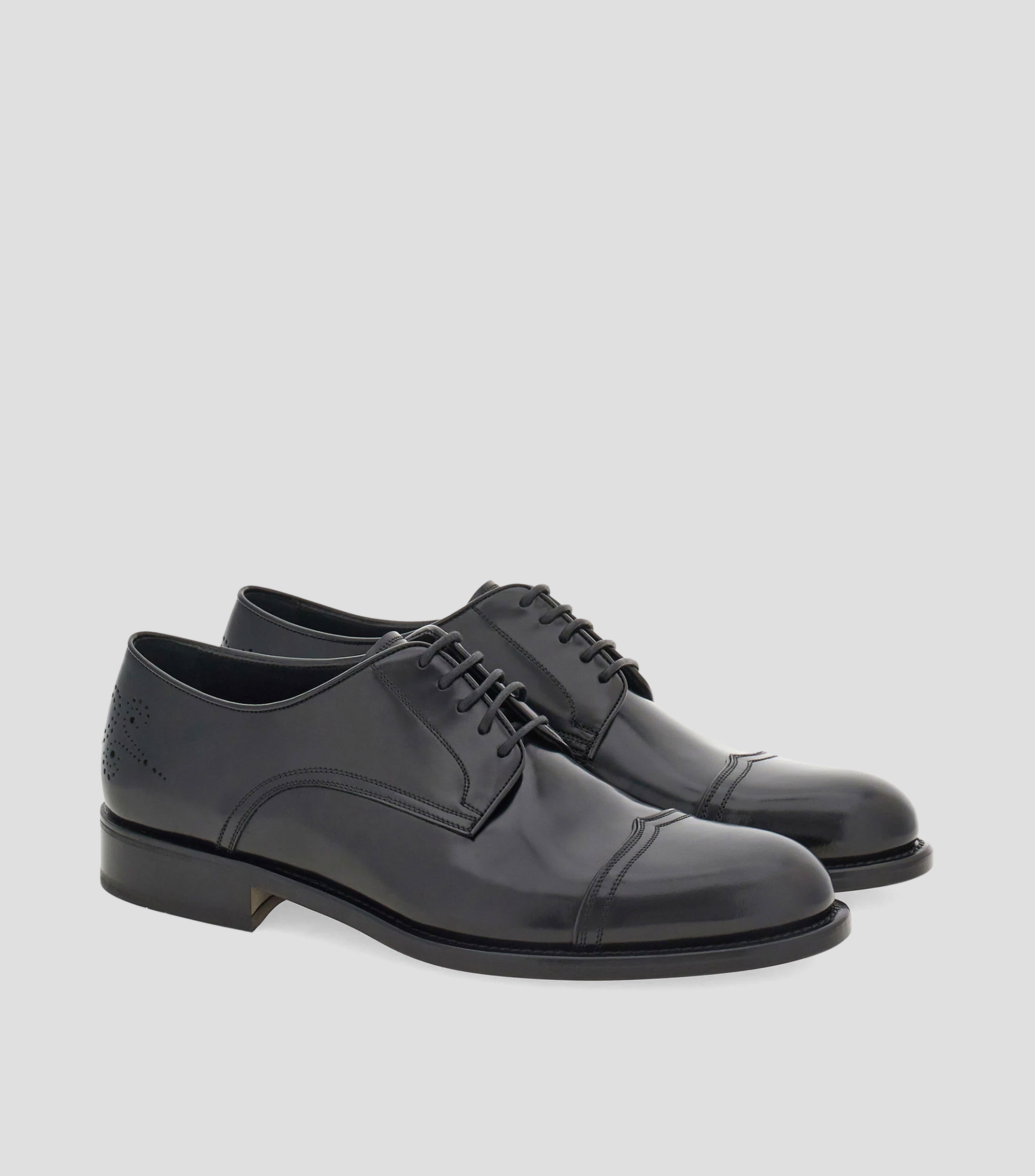 Zapatos Derby con perforaciones Hombre