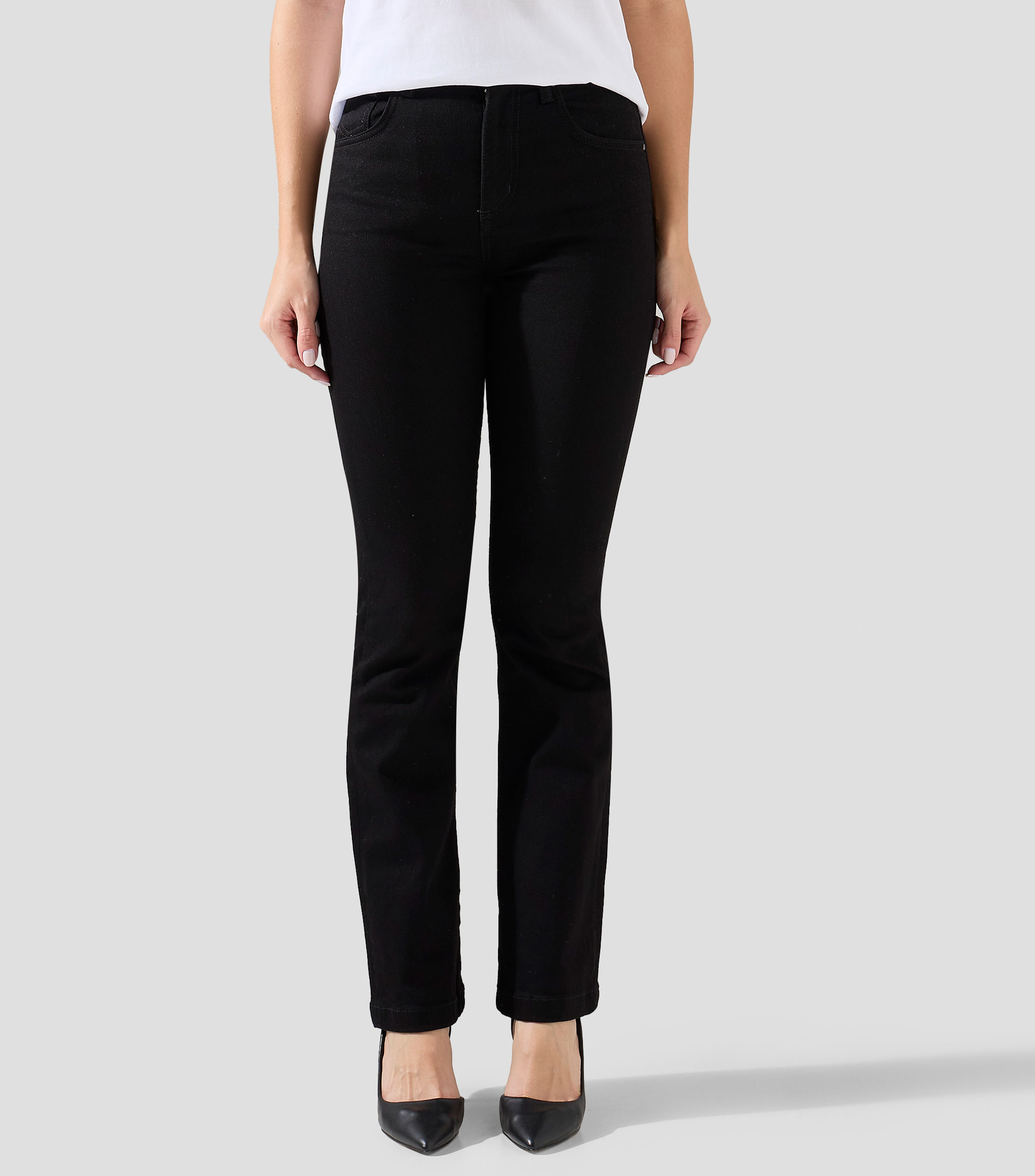 Jeans acampanados en tejido vaquero elastico Mujer