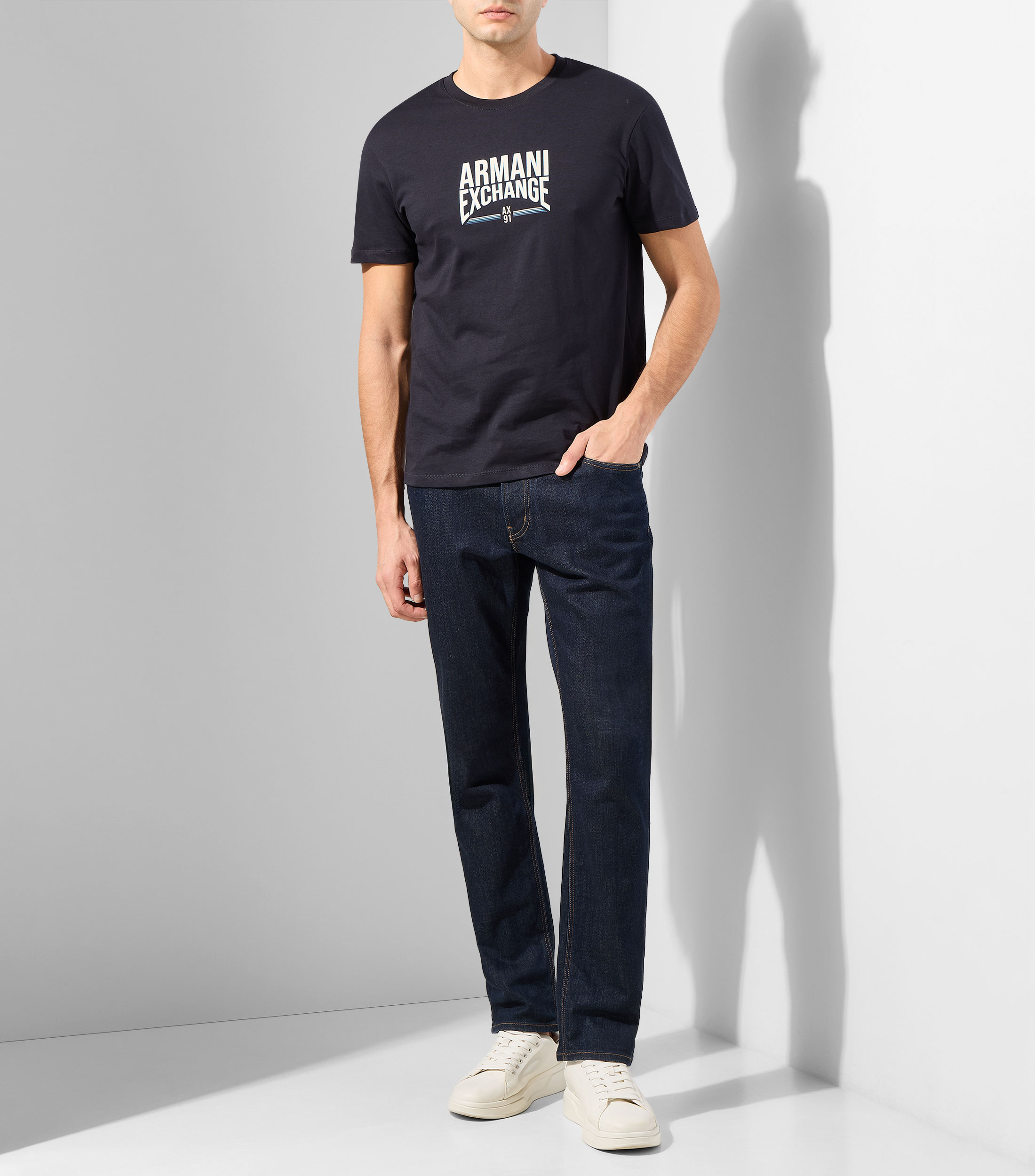 Playera cuello redondo manga corta estampada Hombre