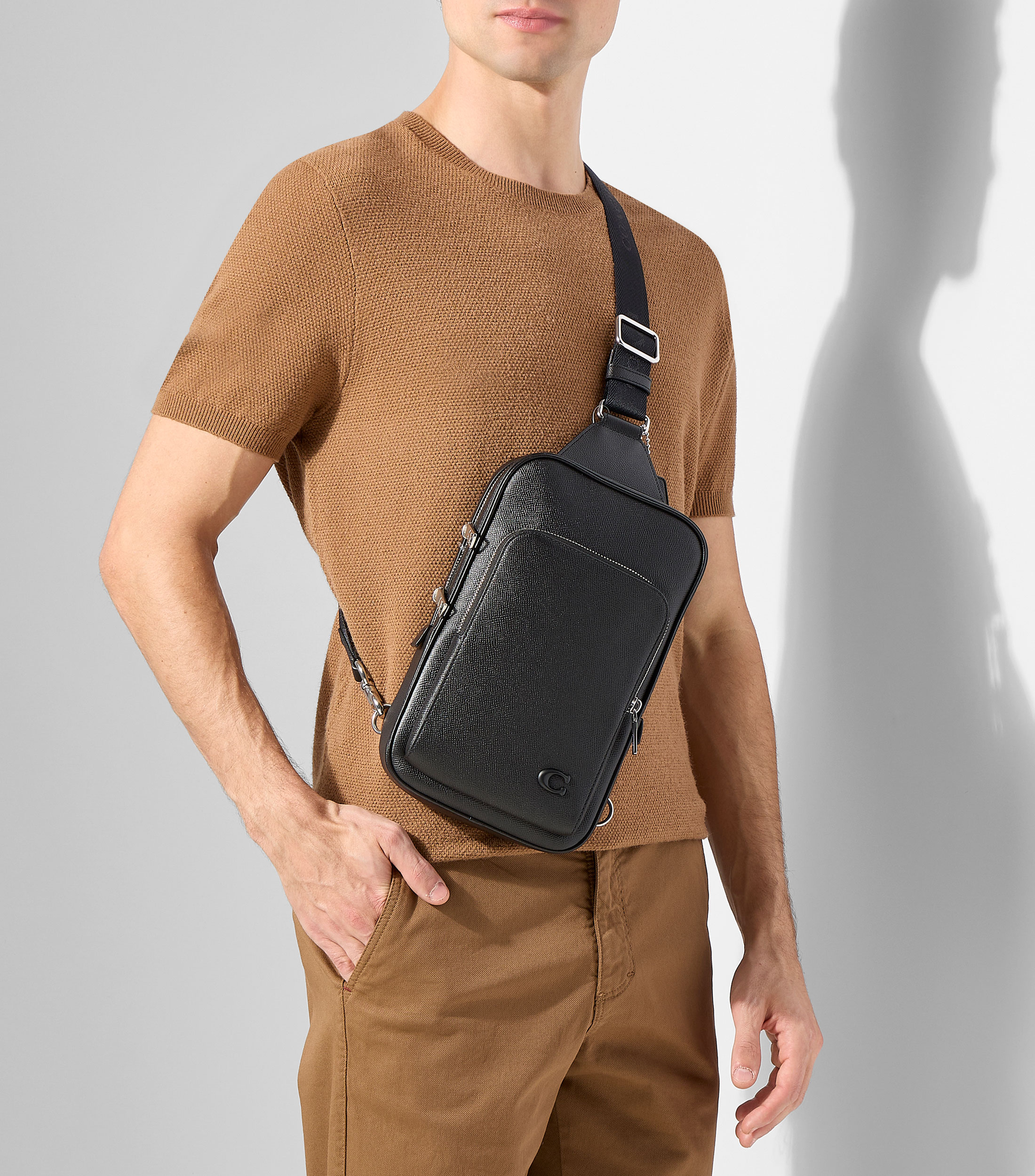 Bolso crossbody en piel liso Hombre