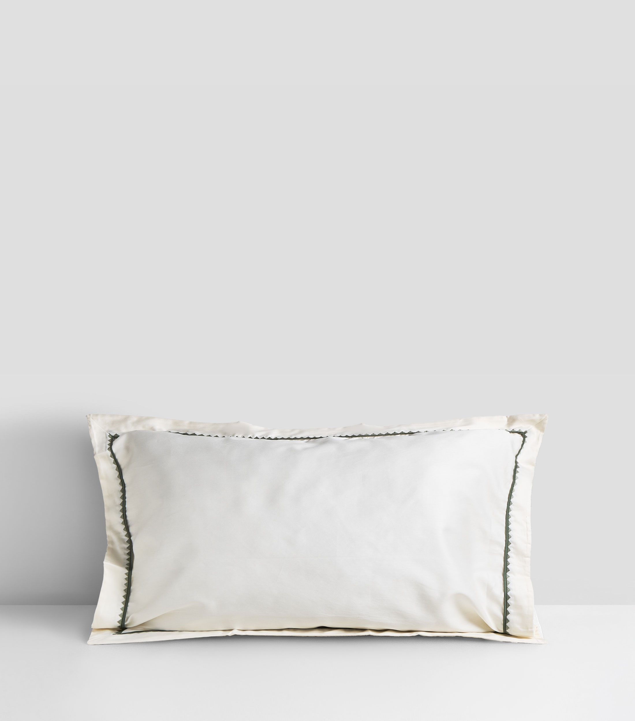 Funda para Almohada Estándar de Algodón Vittorio Ivory