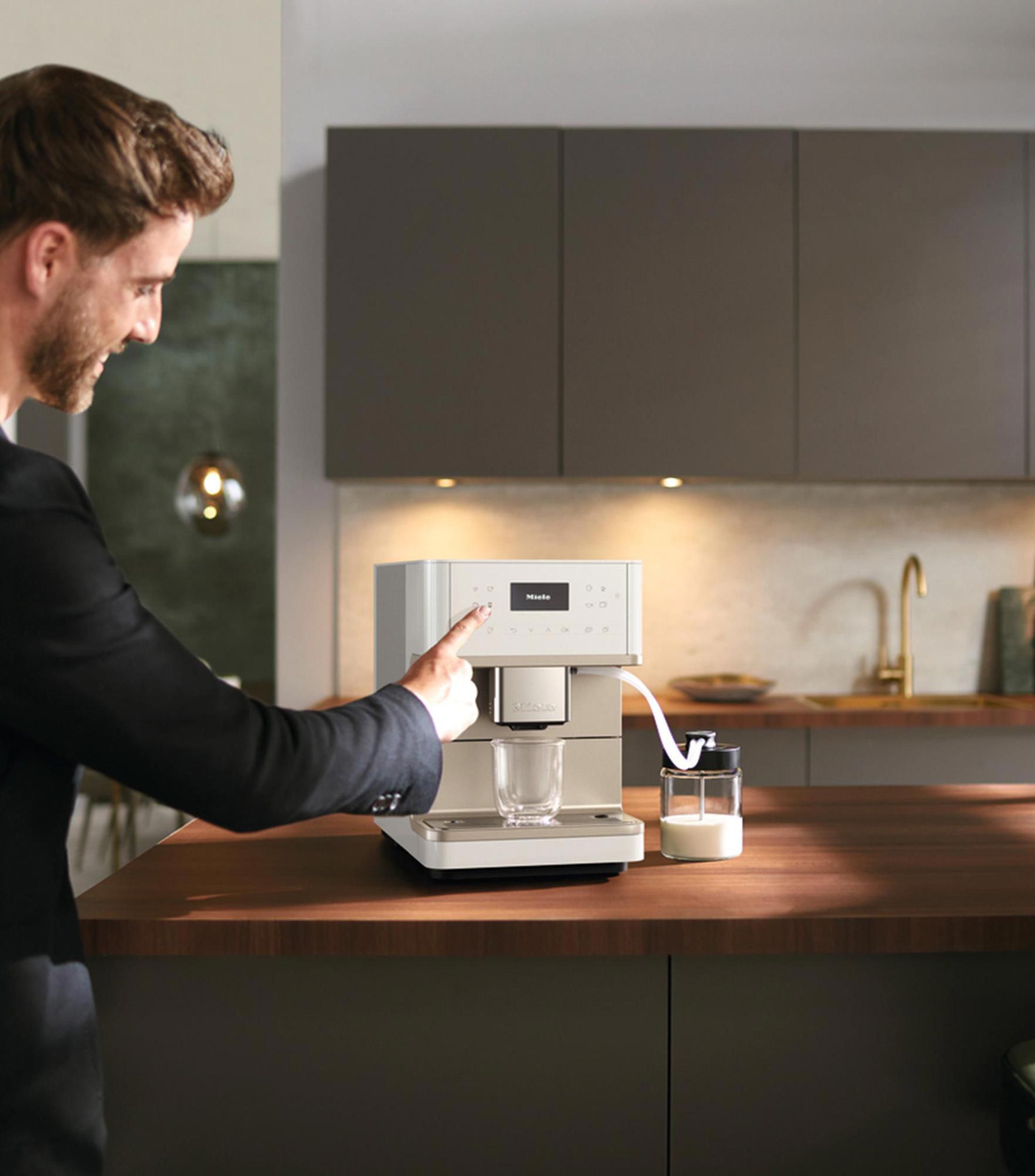 Cafetera Automática CM6 MilkPerfection Lotus White