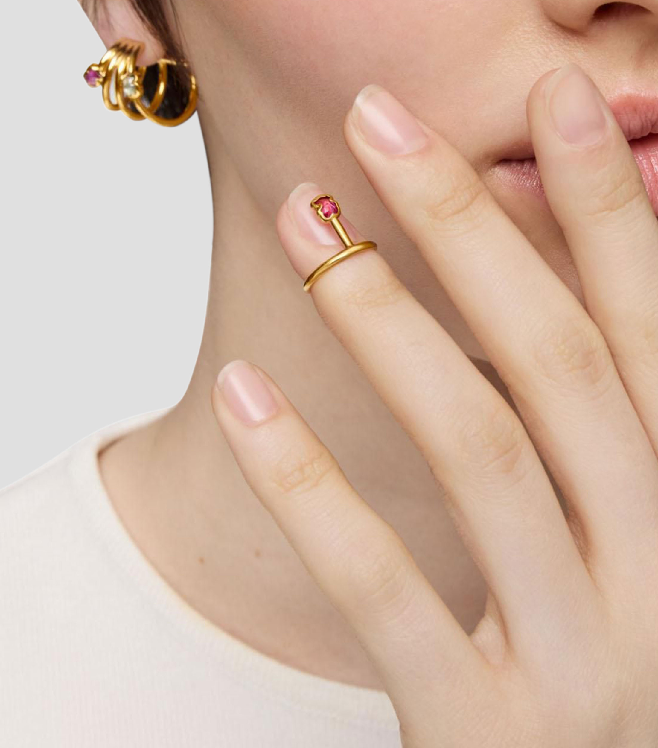 Anillo de unas con oso Mujer
