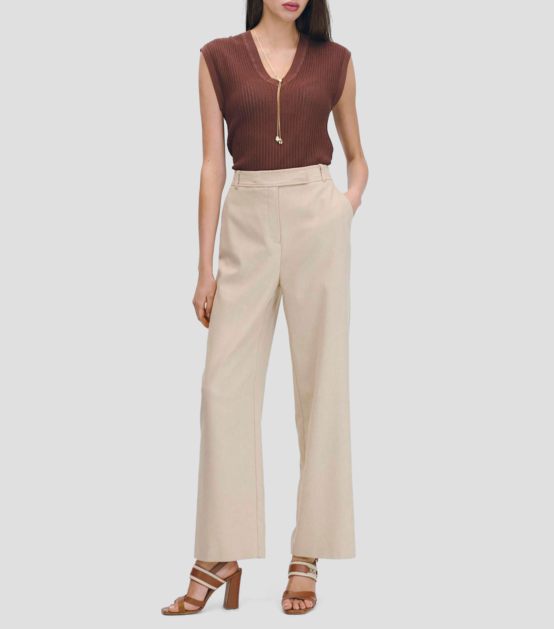 Pantalón Recto Fluido Tiro Alto Con Textura Pretina Pasada Mujer
