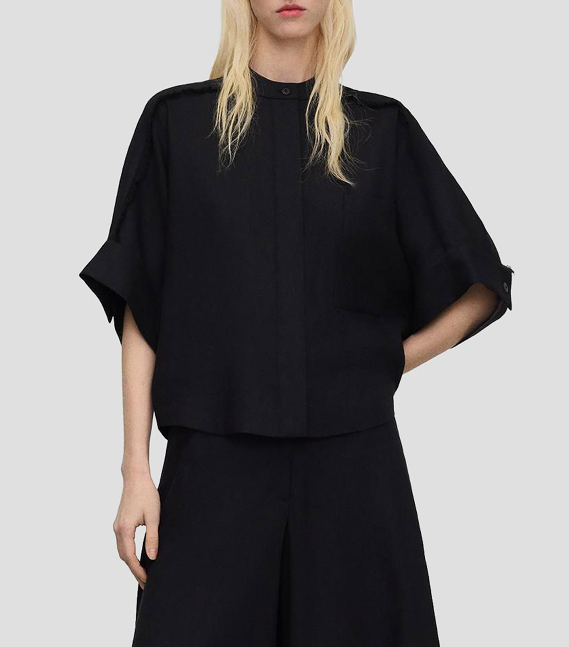 Camisa lisa cuello mao manga corta Mujer