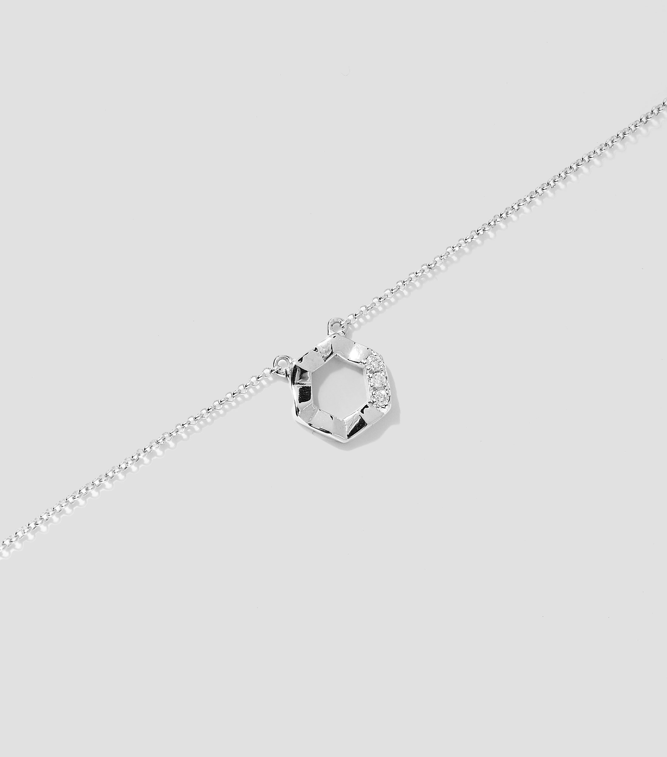 Dije en Oro Blanco de 14 Kilates Mujer