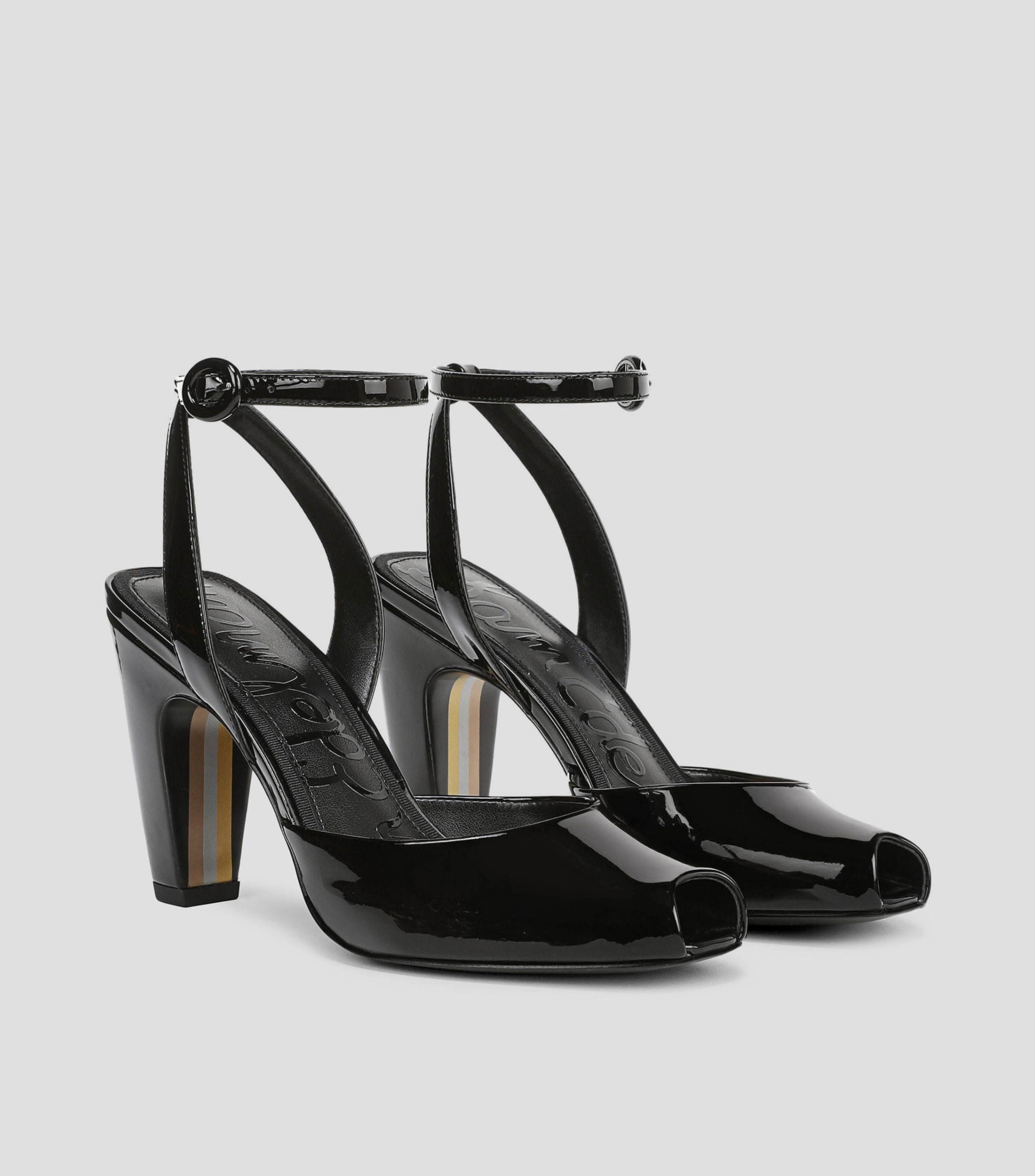 Zapatillas pump con tacón alto cuadrado Mujer