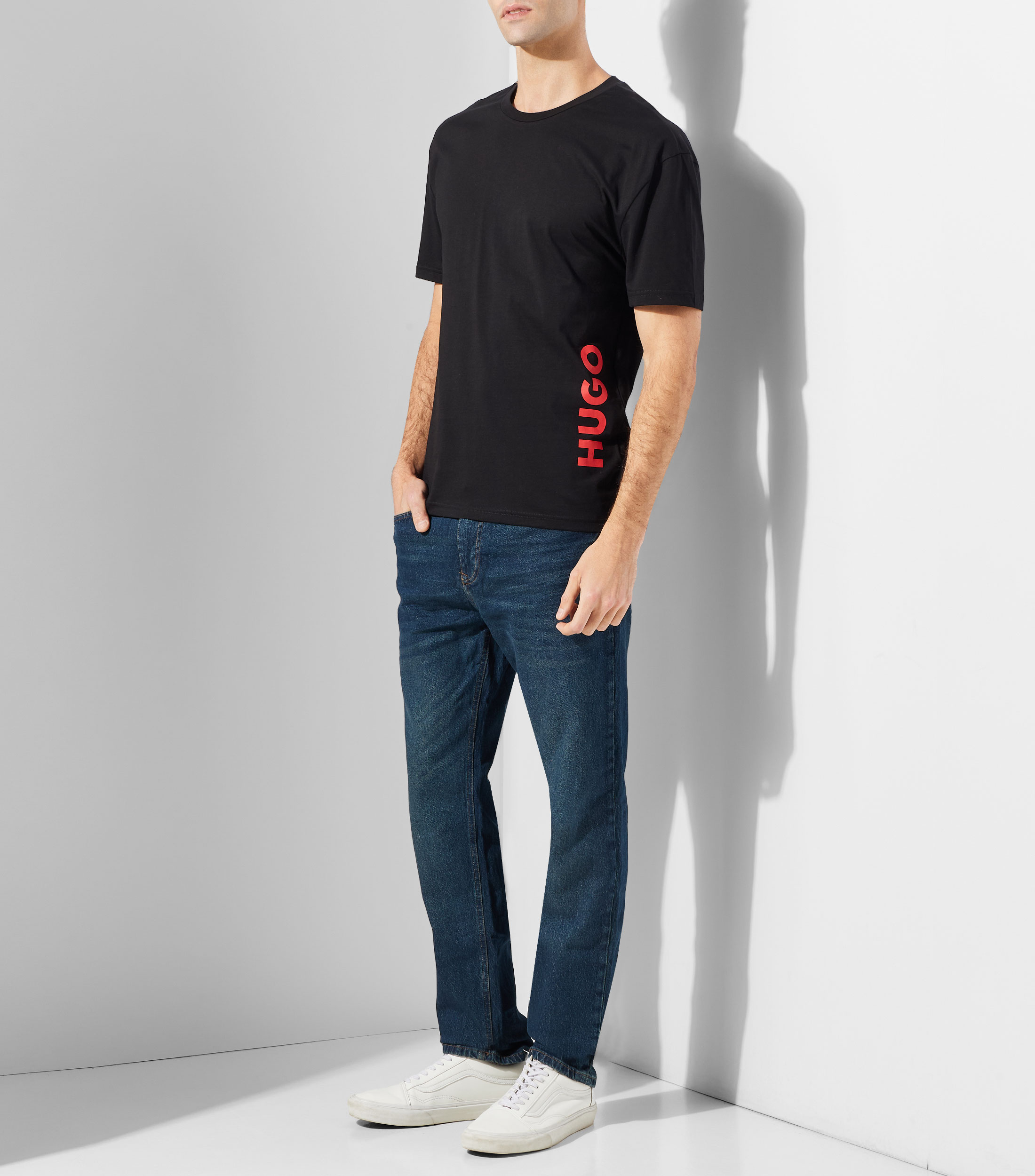 Playera cuello redondo manga corta estampada Hombre
