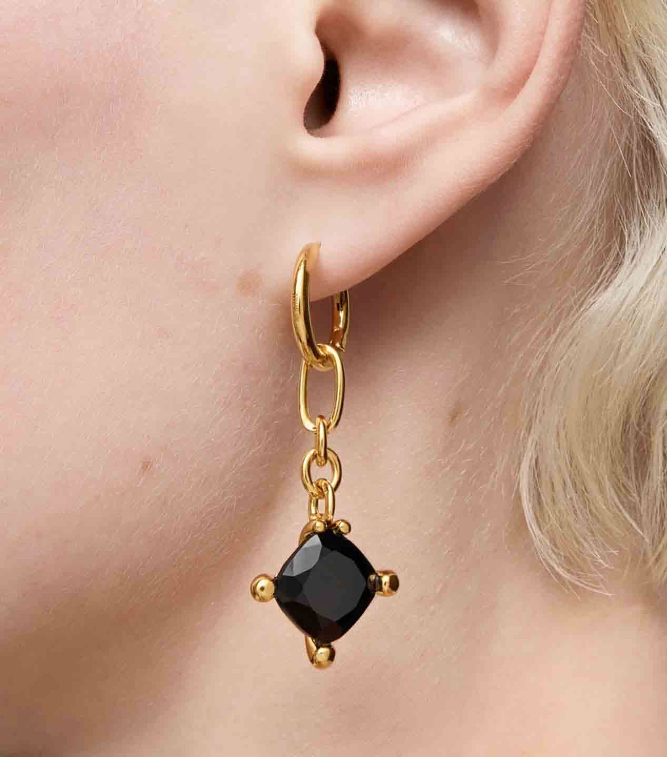 Aretes en plata .925 con ónix Color Black Mujer