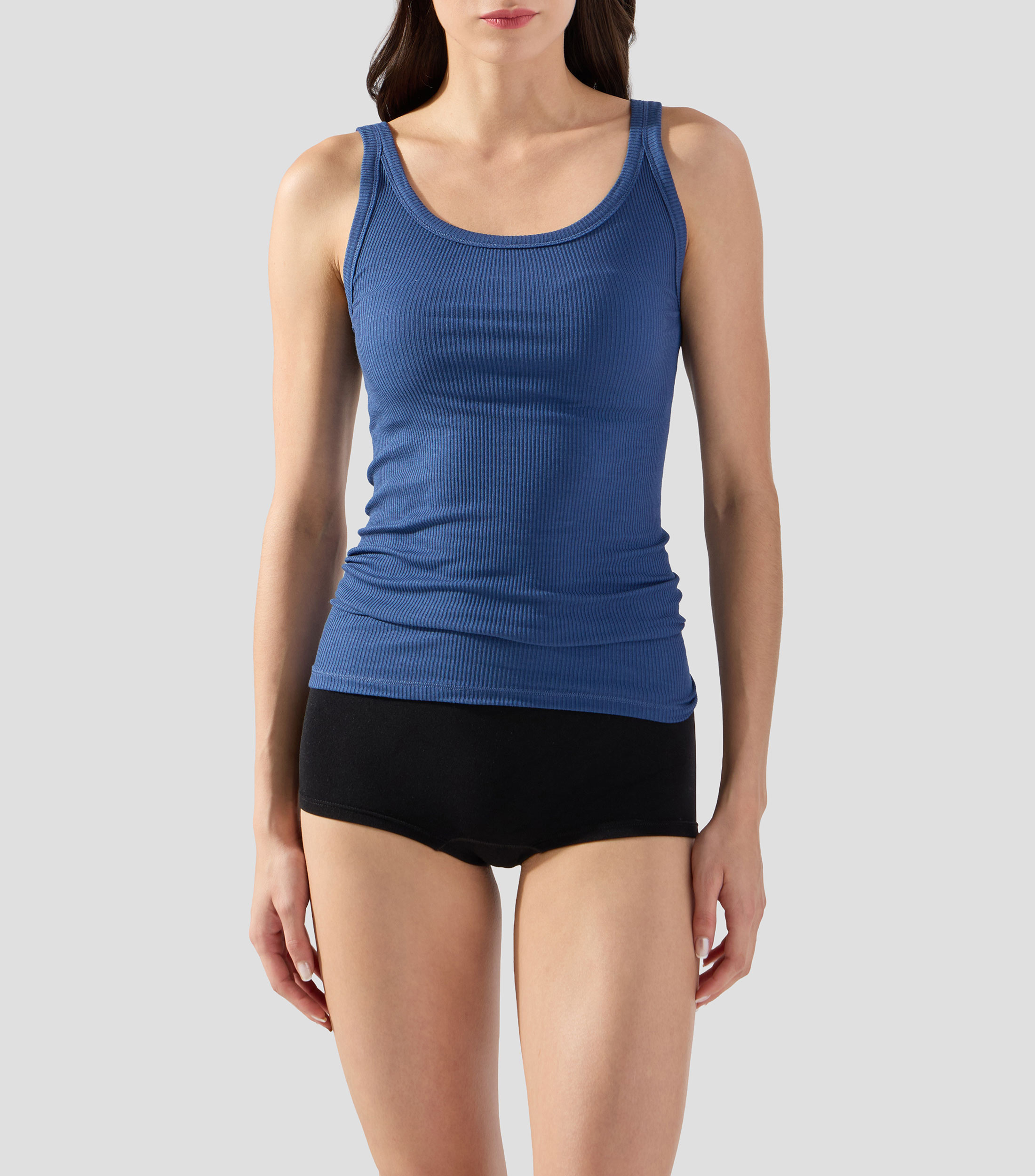Playera de cuello redondo sin mangas lisa Mujer