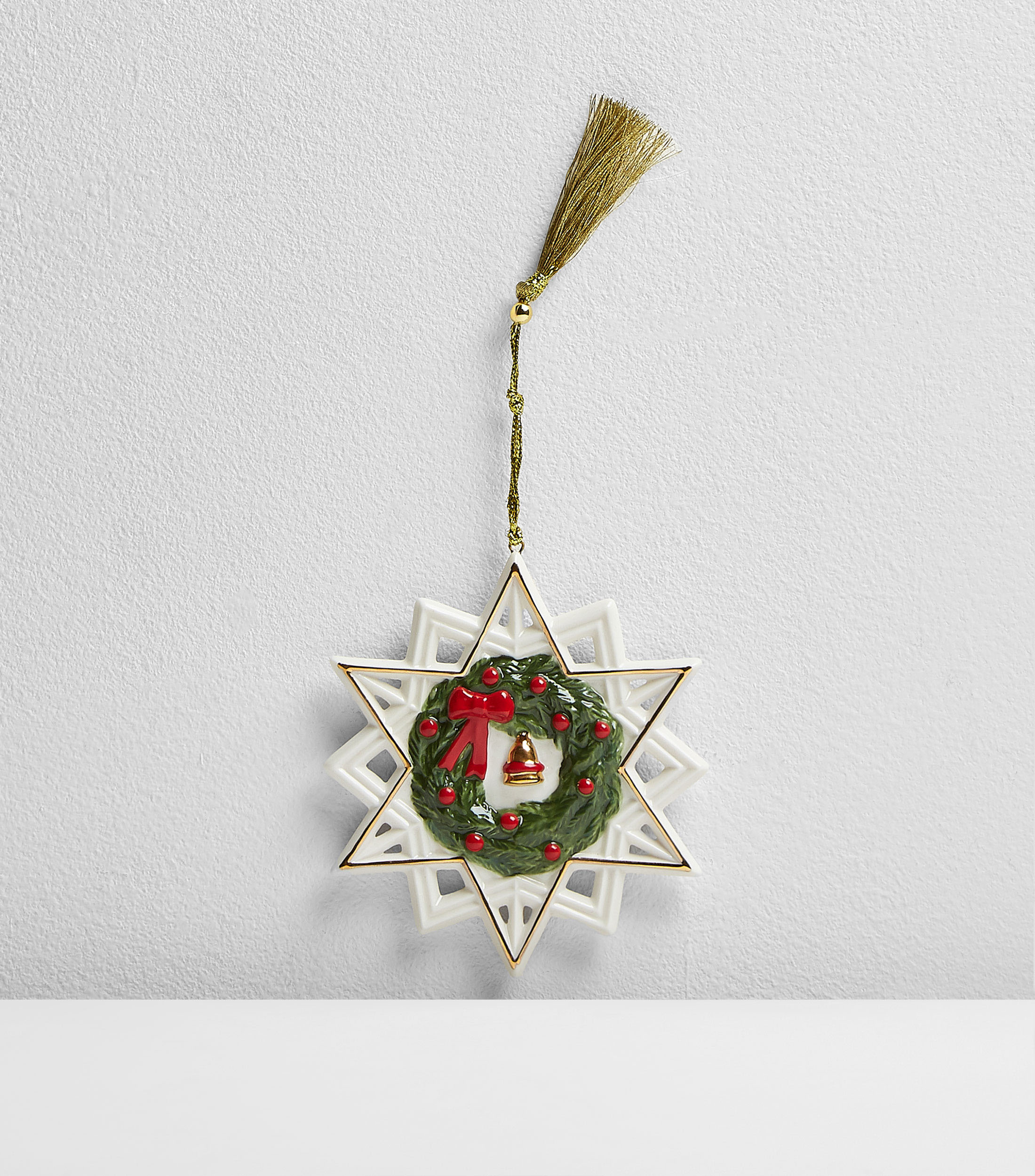 Ornamento Estrella en porcelana