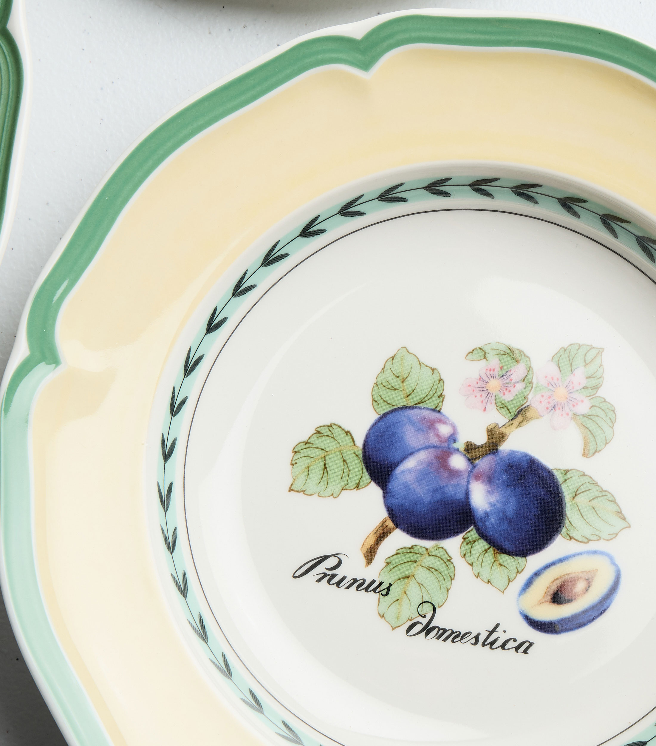 Plato Hondo French Garden Valence con frutos