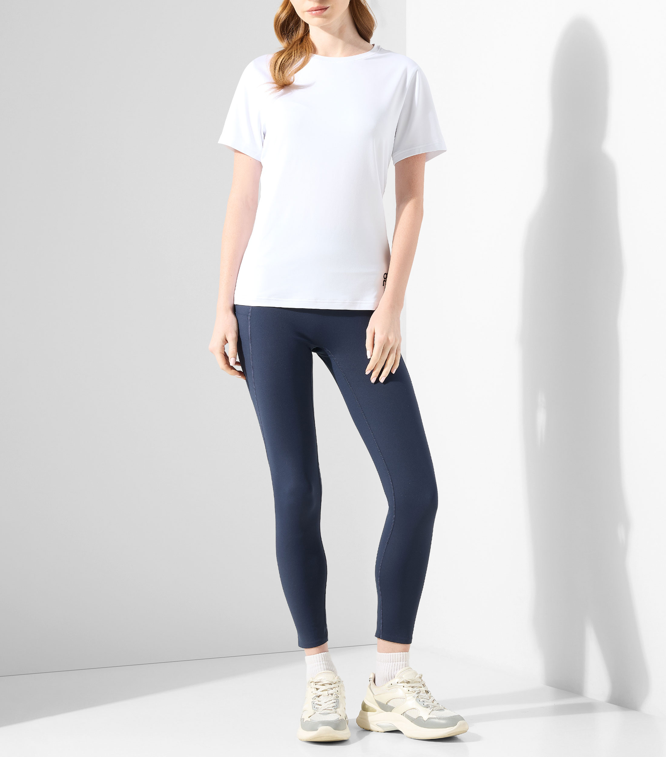 Playera para entrenamiento Studio T lisa Mujer
