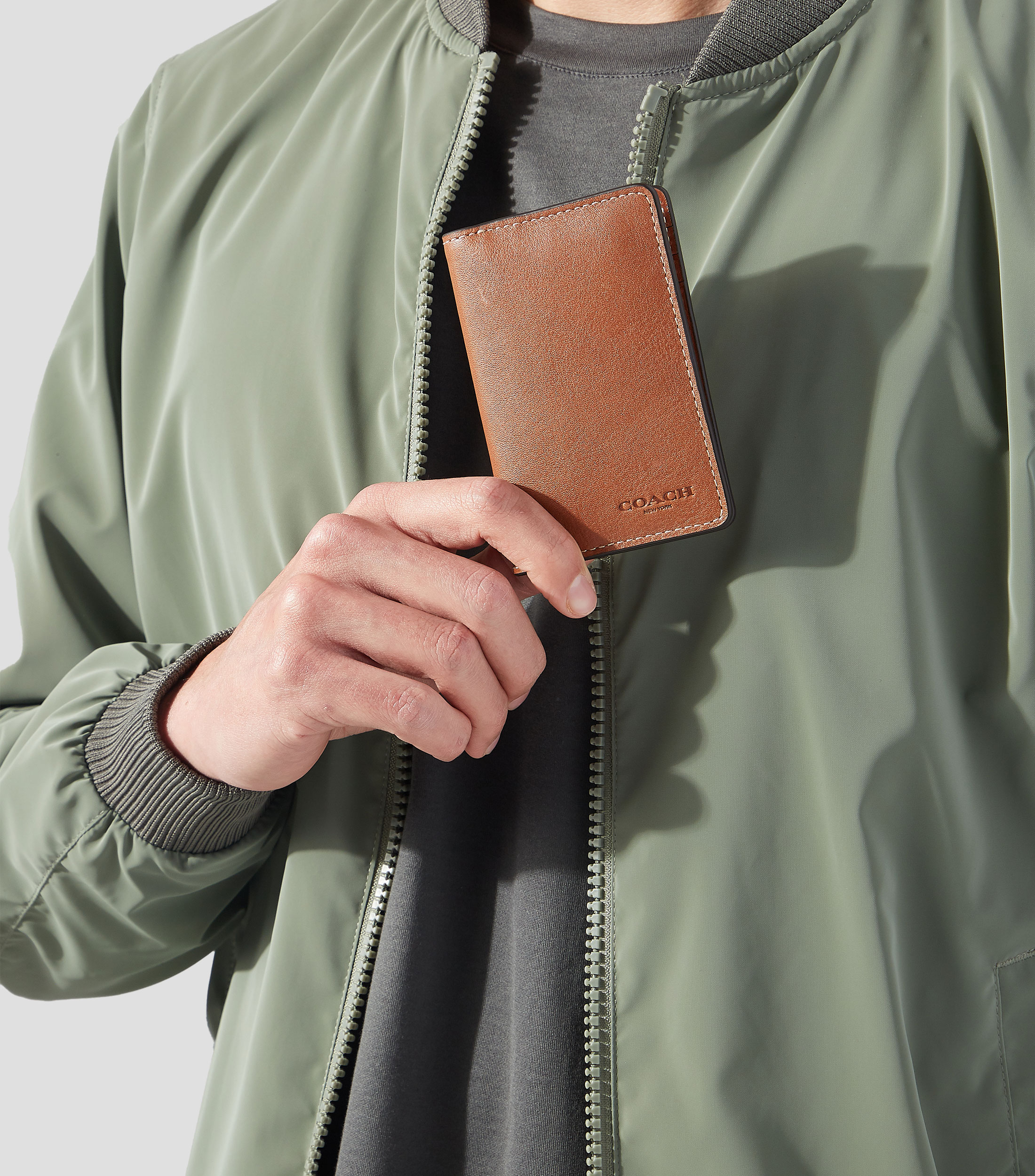 Cartera bifold en piel vacuna liso Hombre