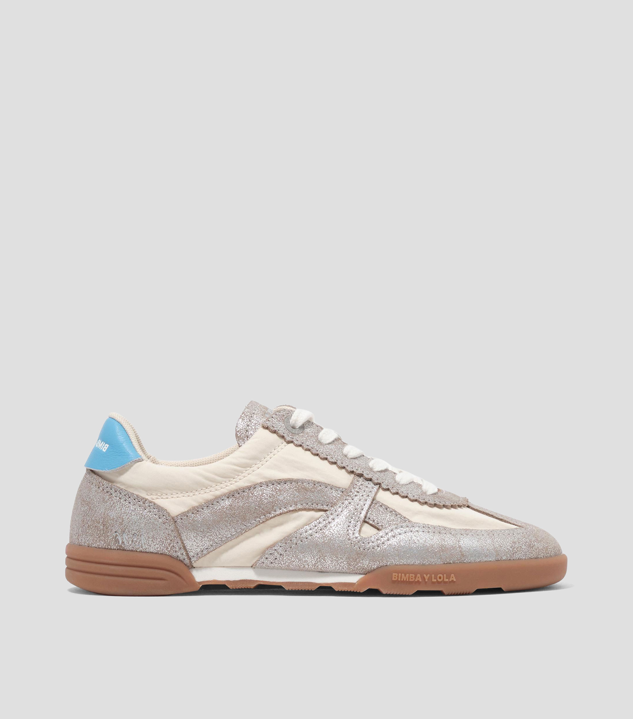 Tenis casuales Indoor 13 16 plata Mujer