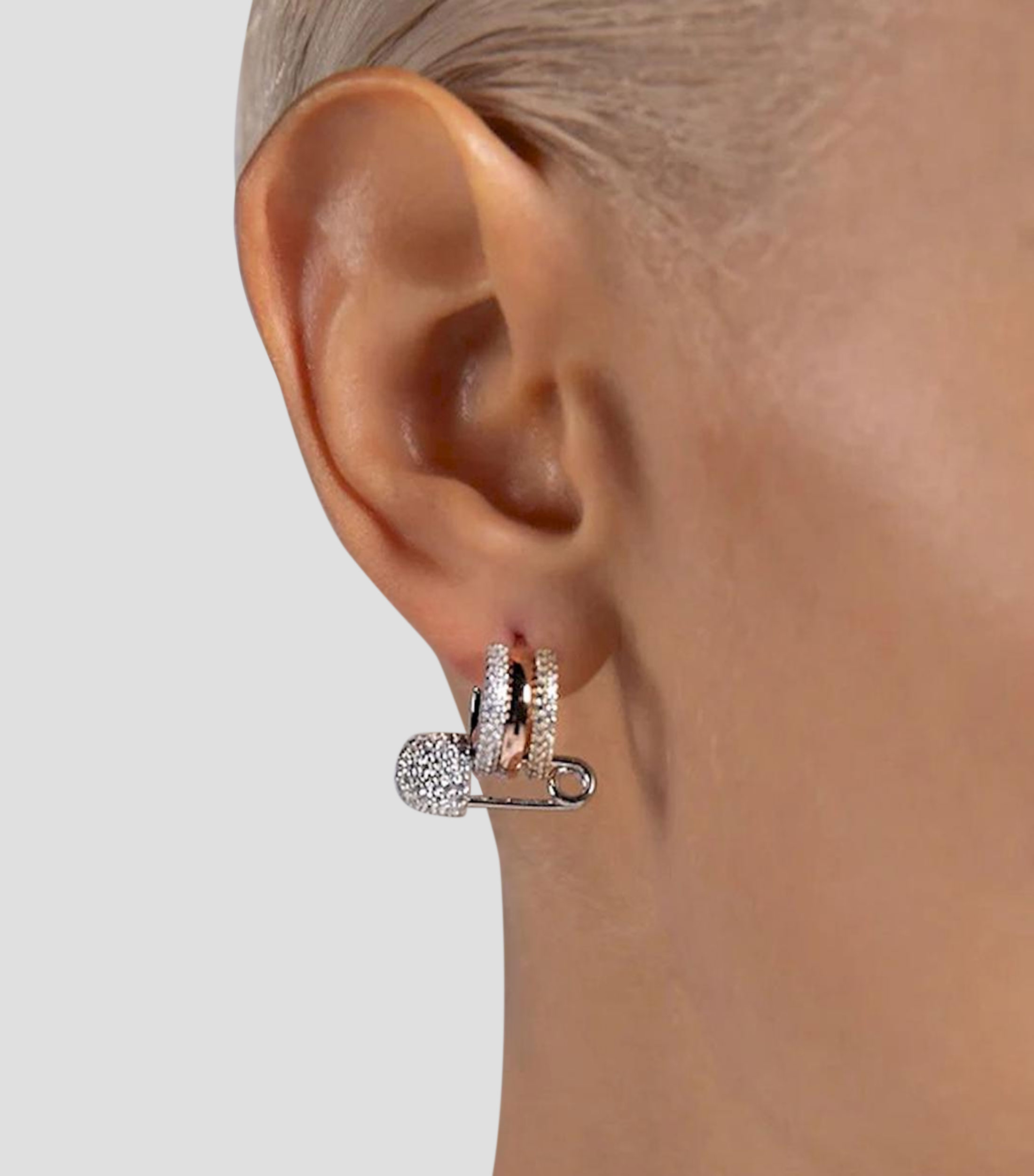 Aretes Morse Code con circonitas Mujer