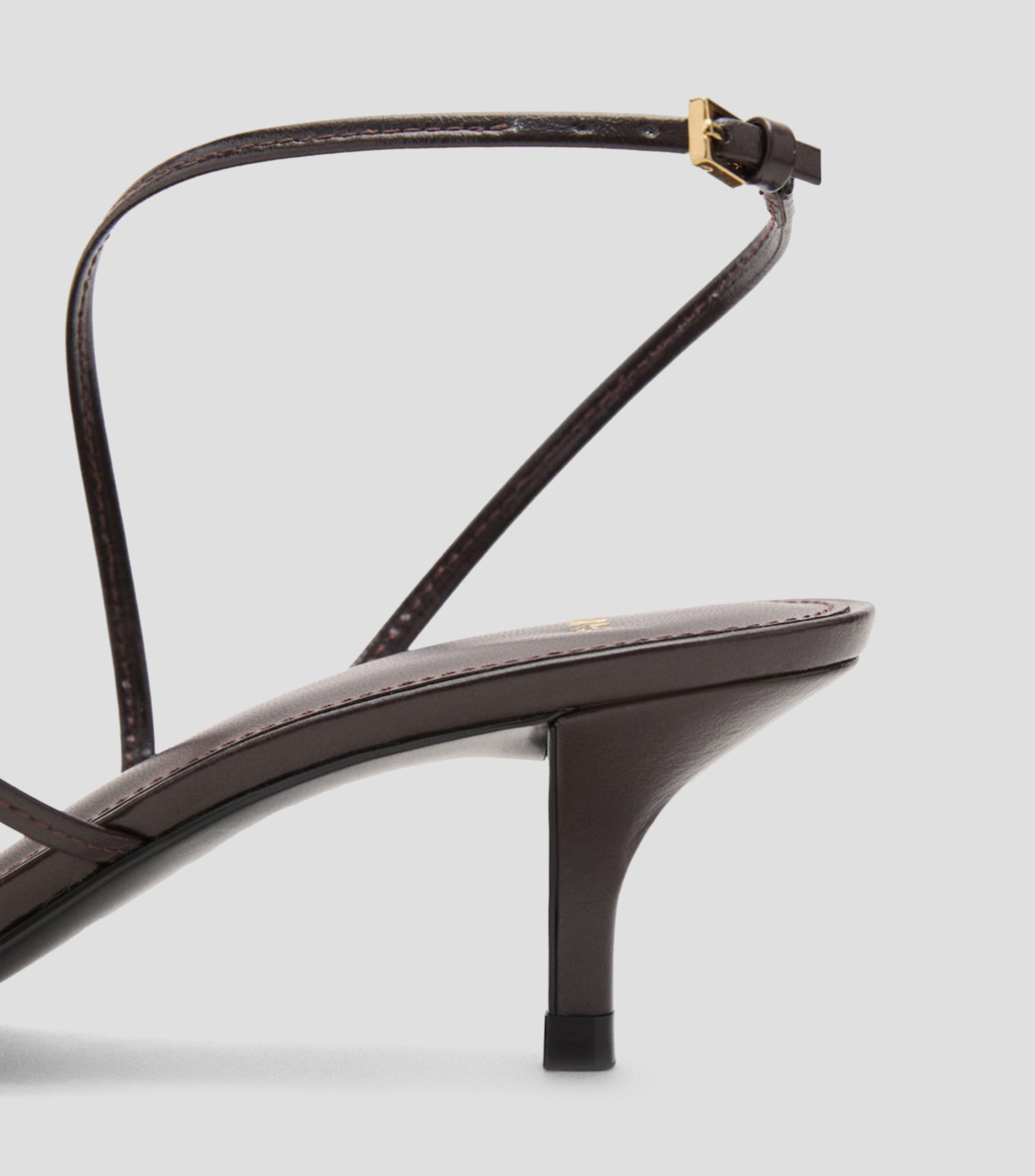 Sandalias con Tacon Bajo Cuadrado Mujer