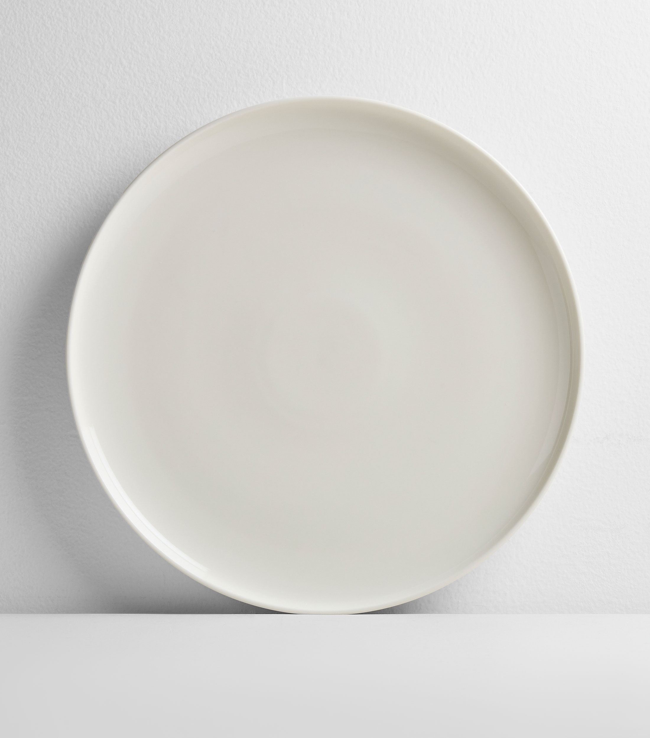 Plato Base Pure And Fine blanco en cerámica