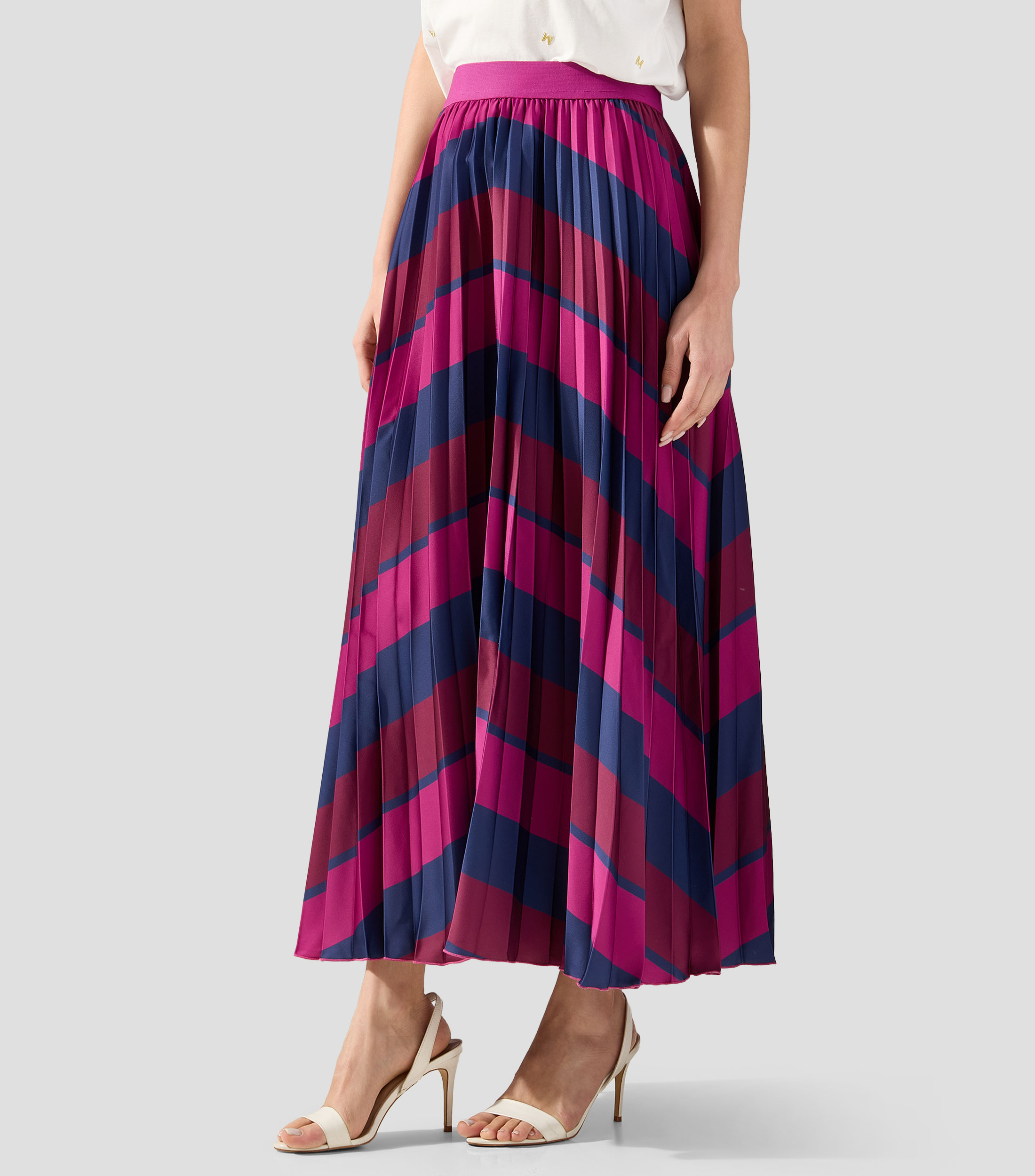 Falda midi de corte regular estampada Mujer