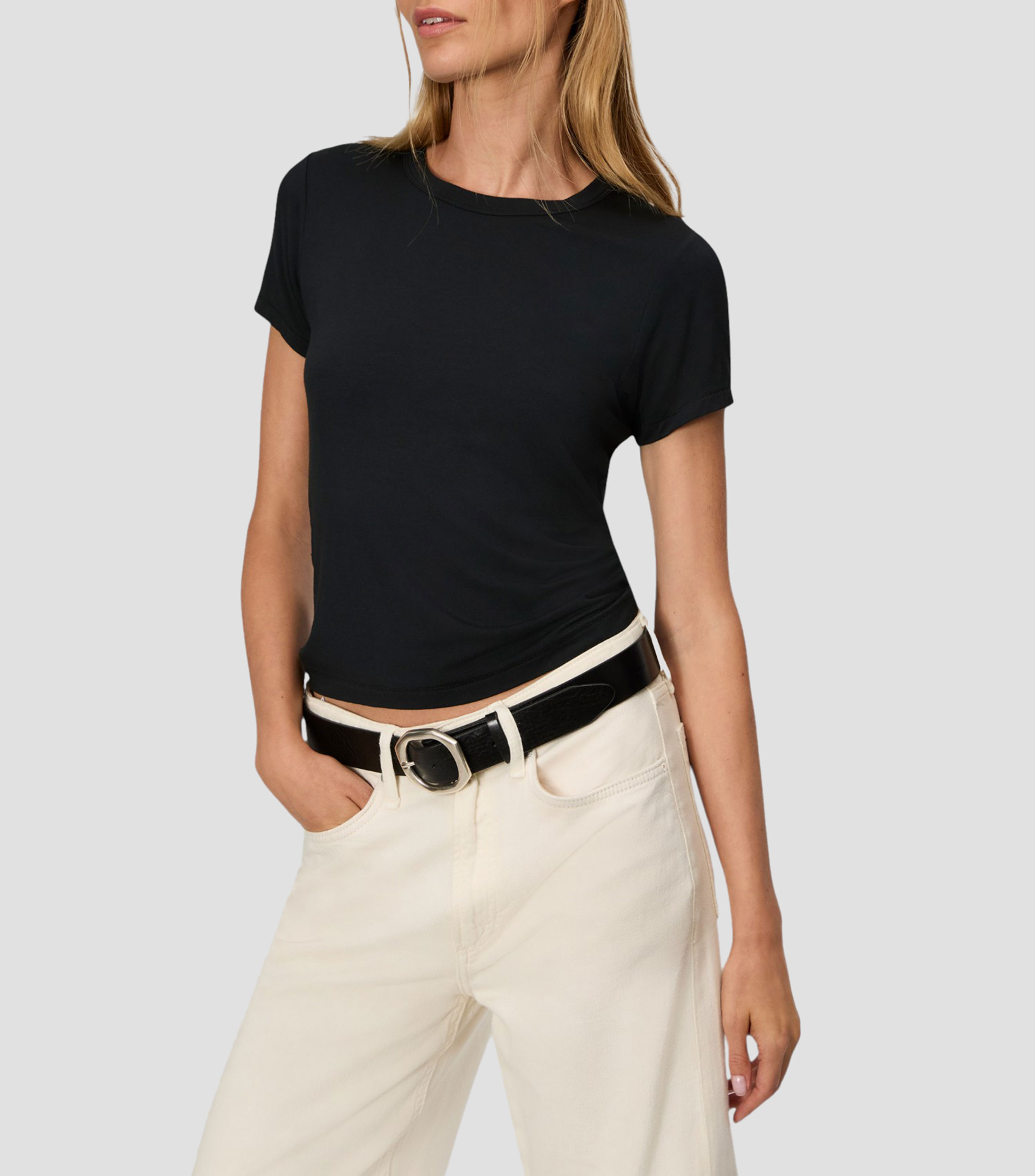 Playera cuello redondo manga corta lisa Mujer