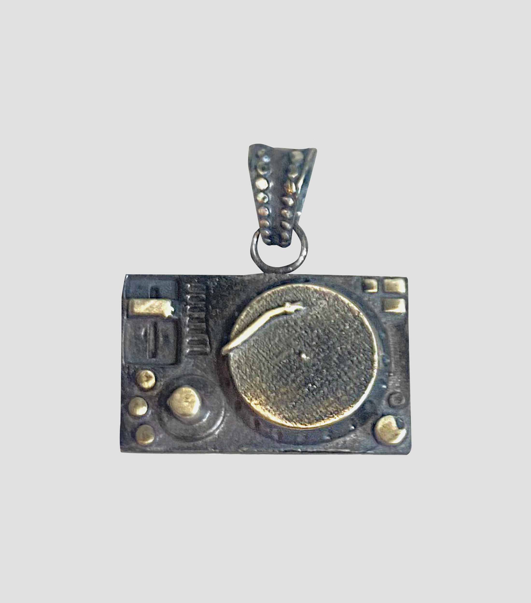 Dije de Tornamesa DJ en Plata .925 Unisex