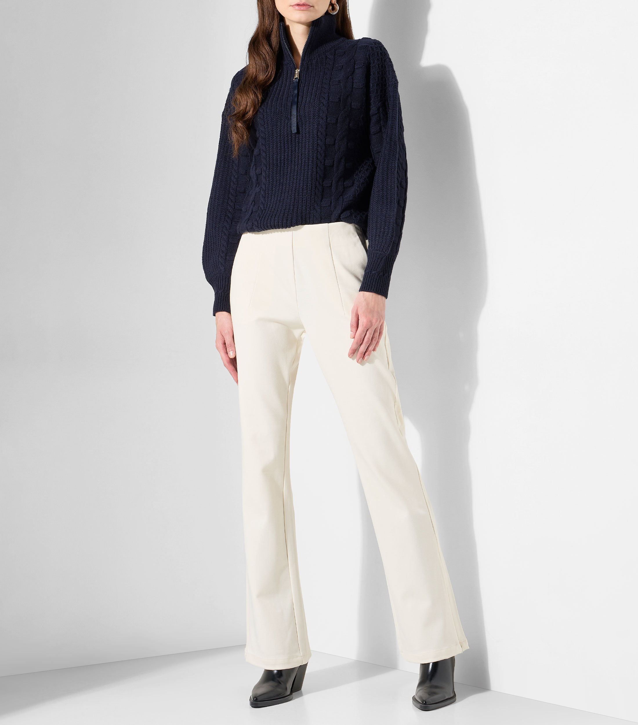Pantalón casual Mujer
