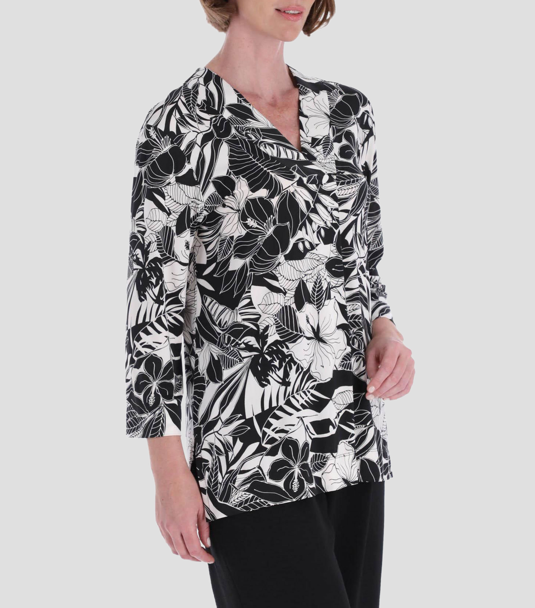 Blusa línea Petite estampada manga 7/8 Mujer