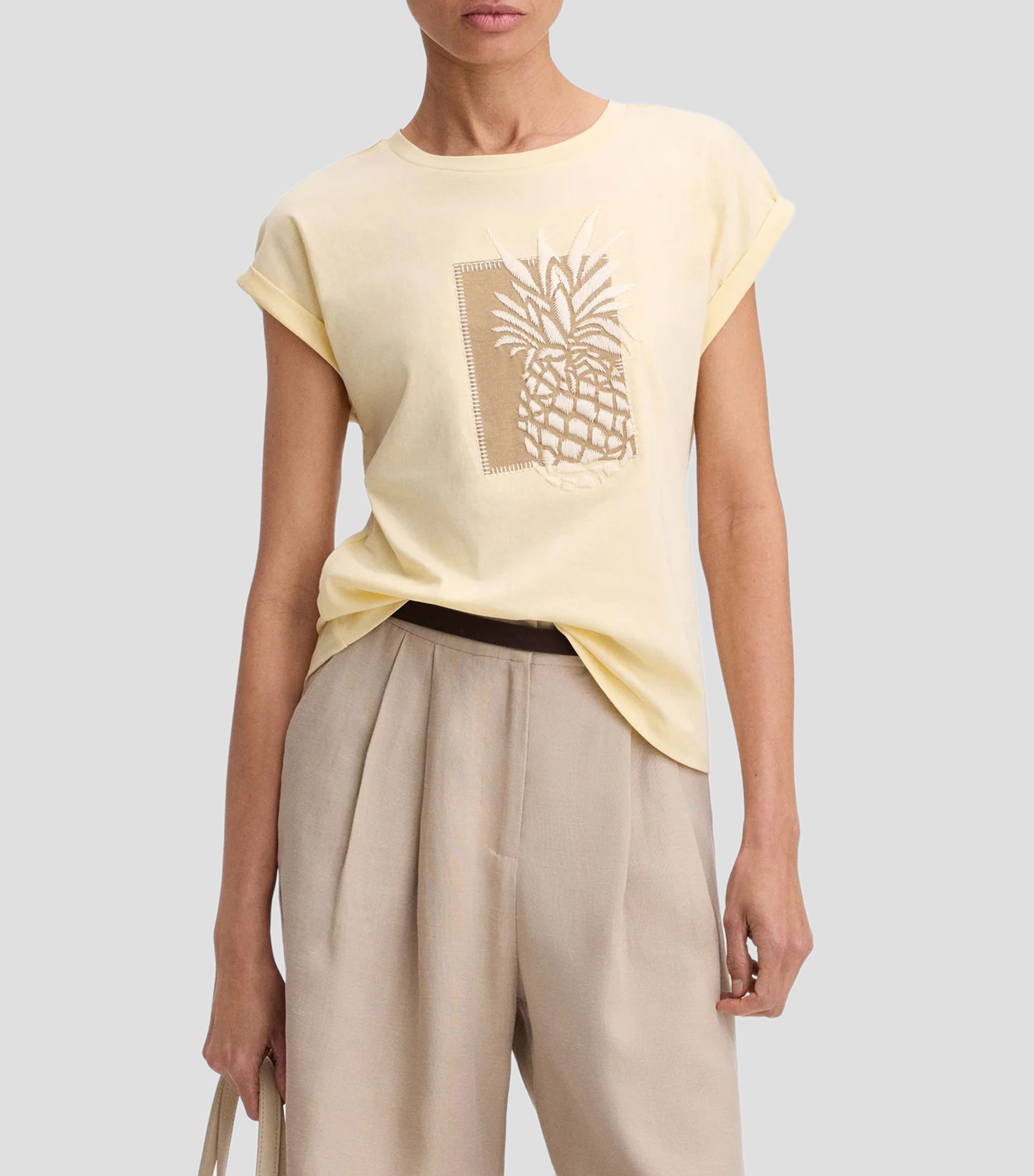 Playera de cuello redondo con manga corta bordada Mujer