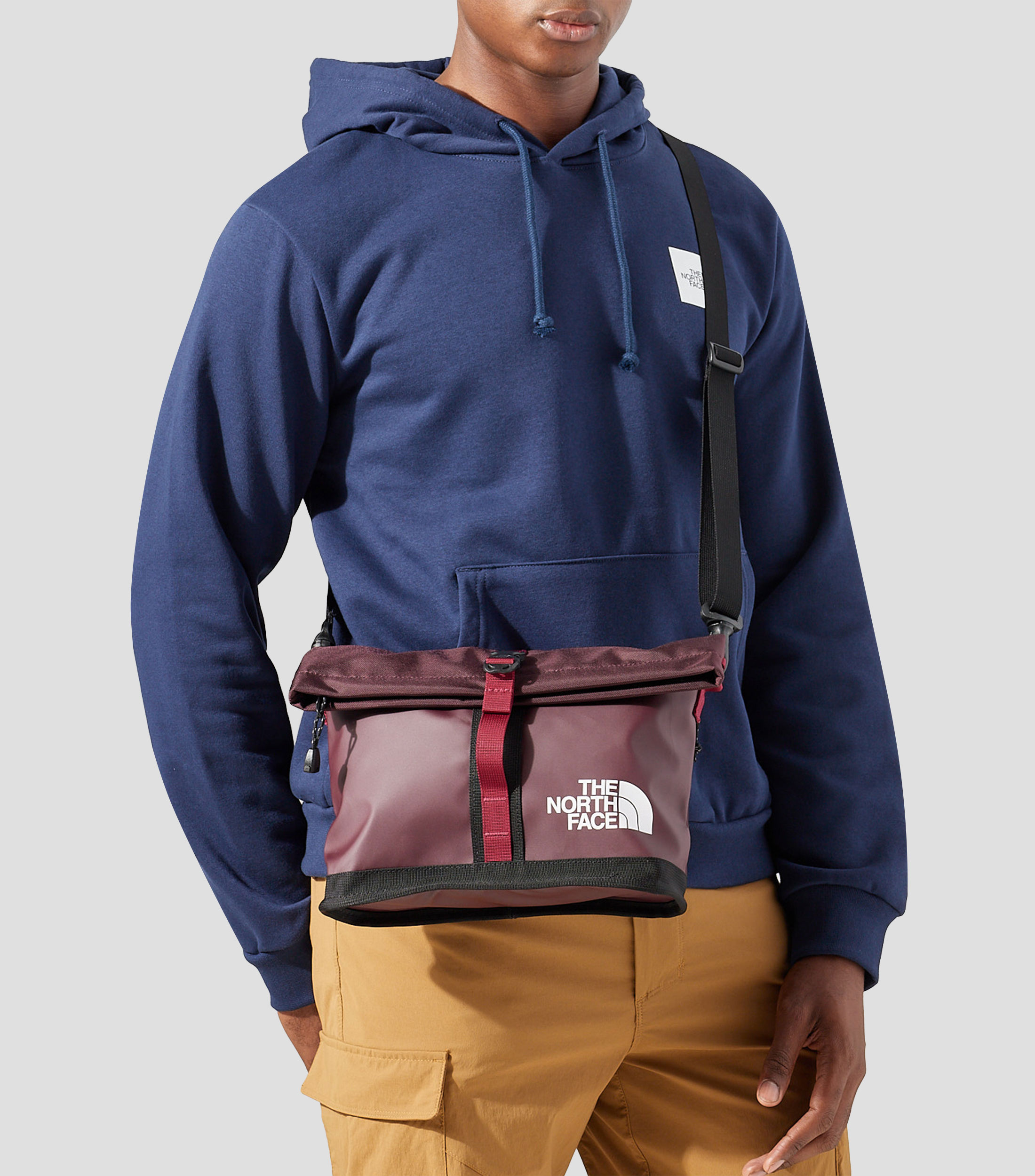 Bolso shoulder Base Camp Hombre