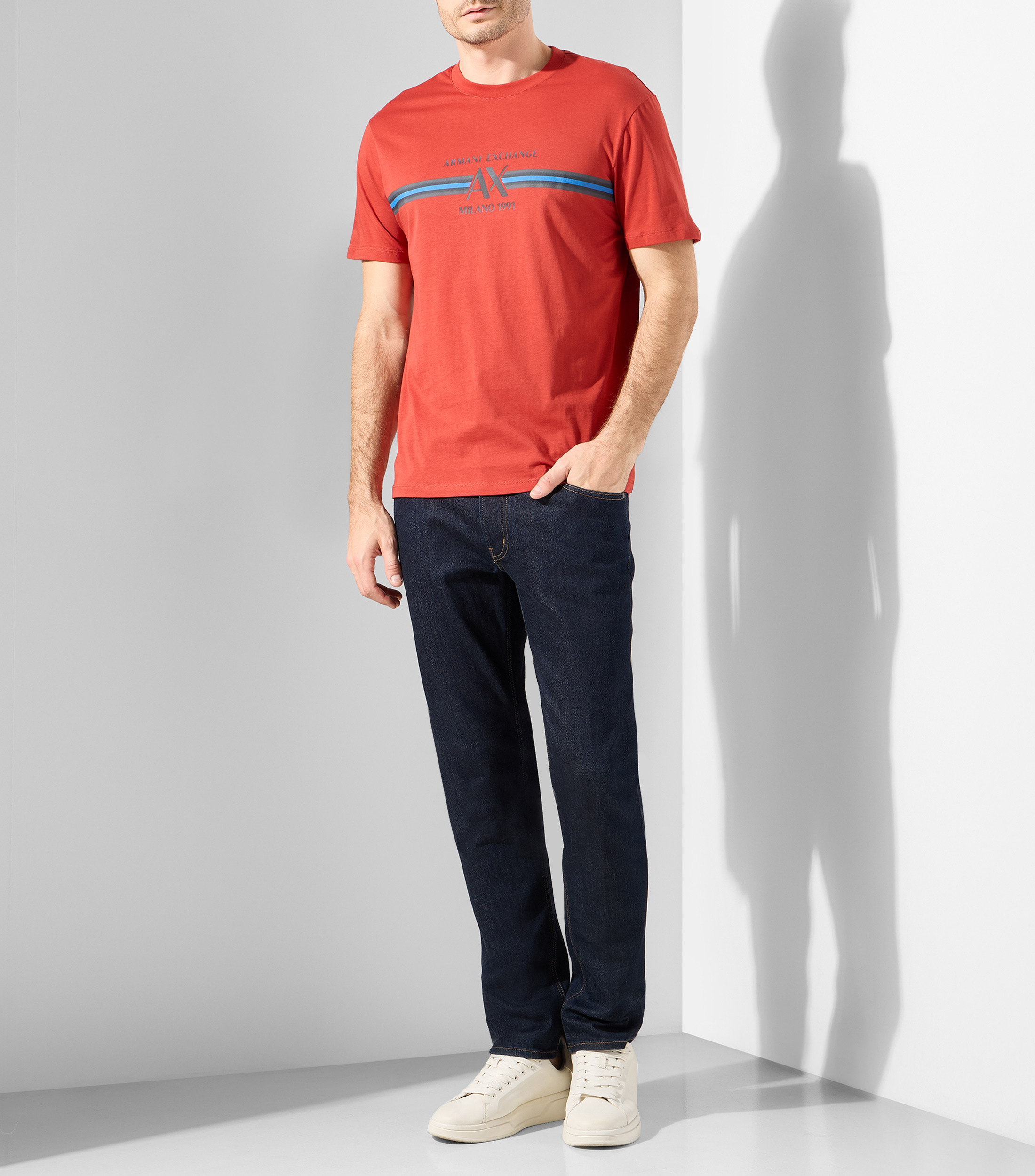 Playera cuello redondo manga corta estampada Hombre