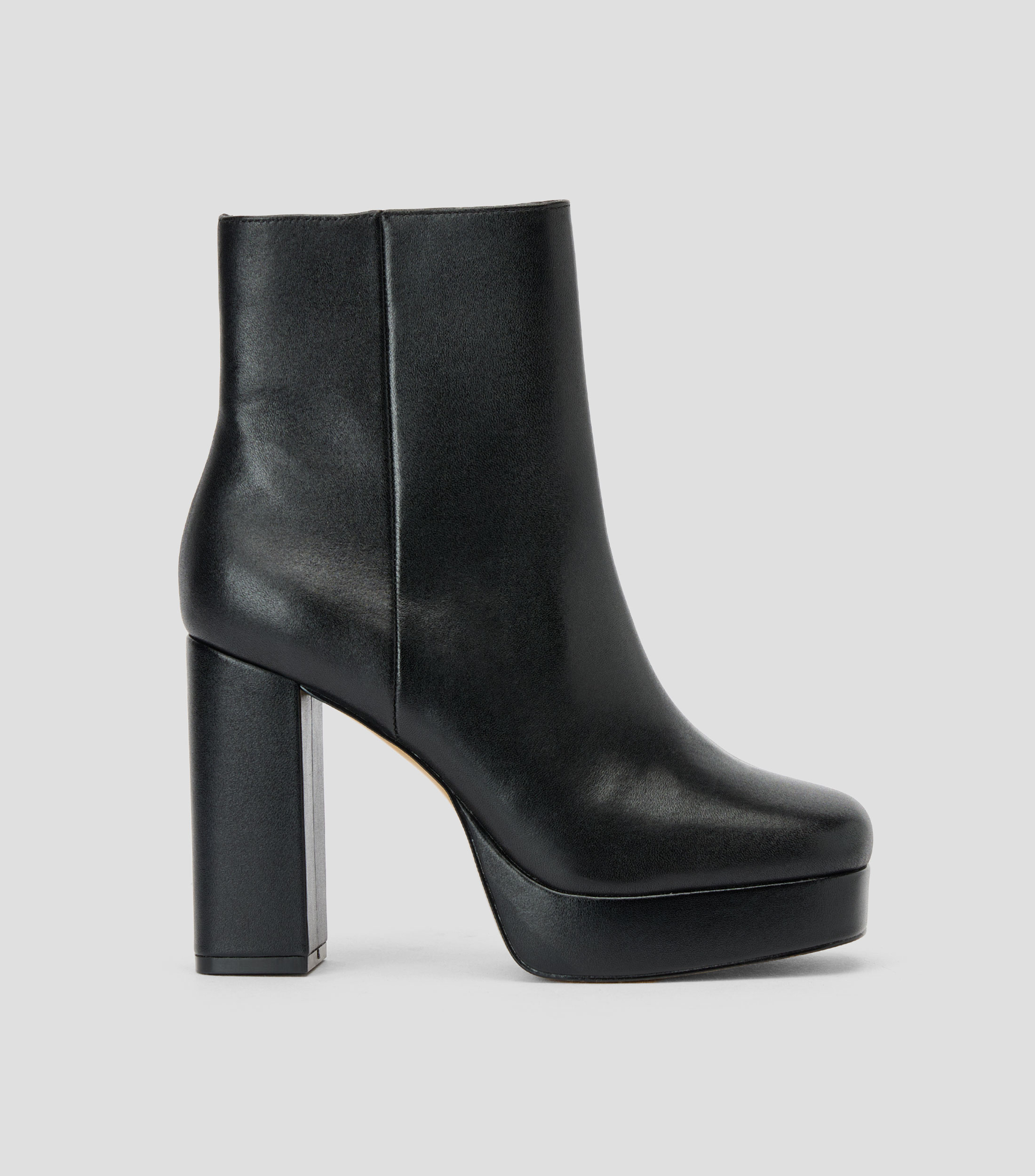 Botas casuales cortas Vaylen en piel con tacón alto cuadrado Mujer