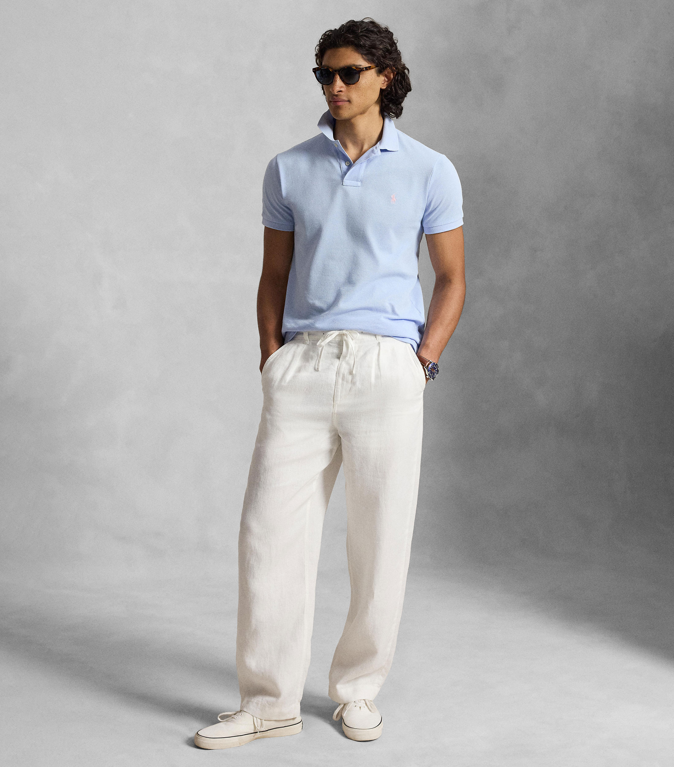 Playera tipo polo con manga corta lisa Hombre