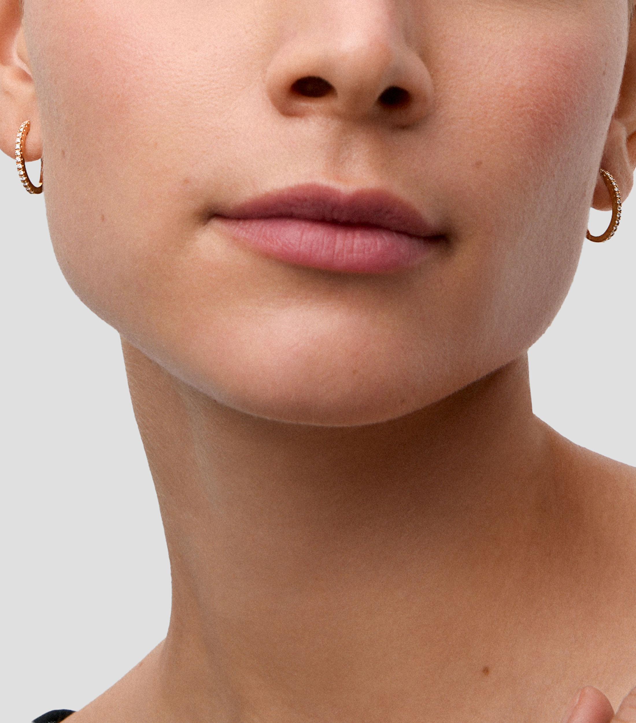 Aretes en Oro amarillo de 18 Kilates con diamantes Mujer