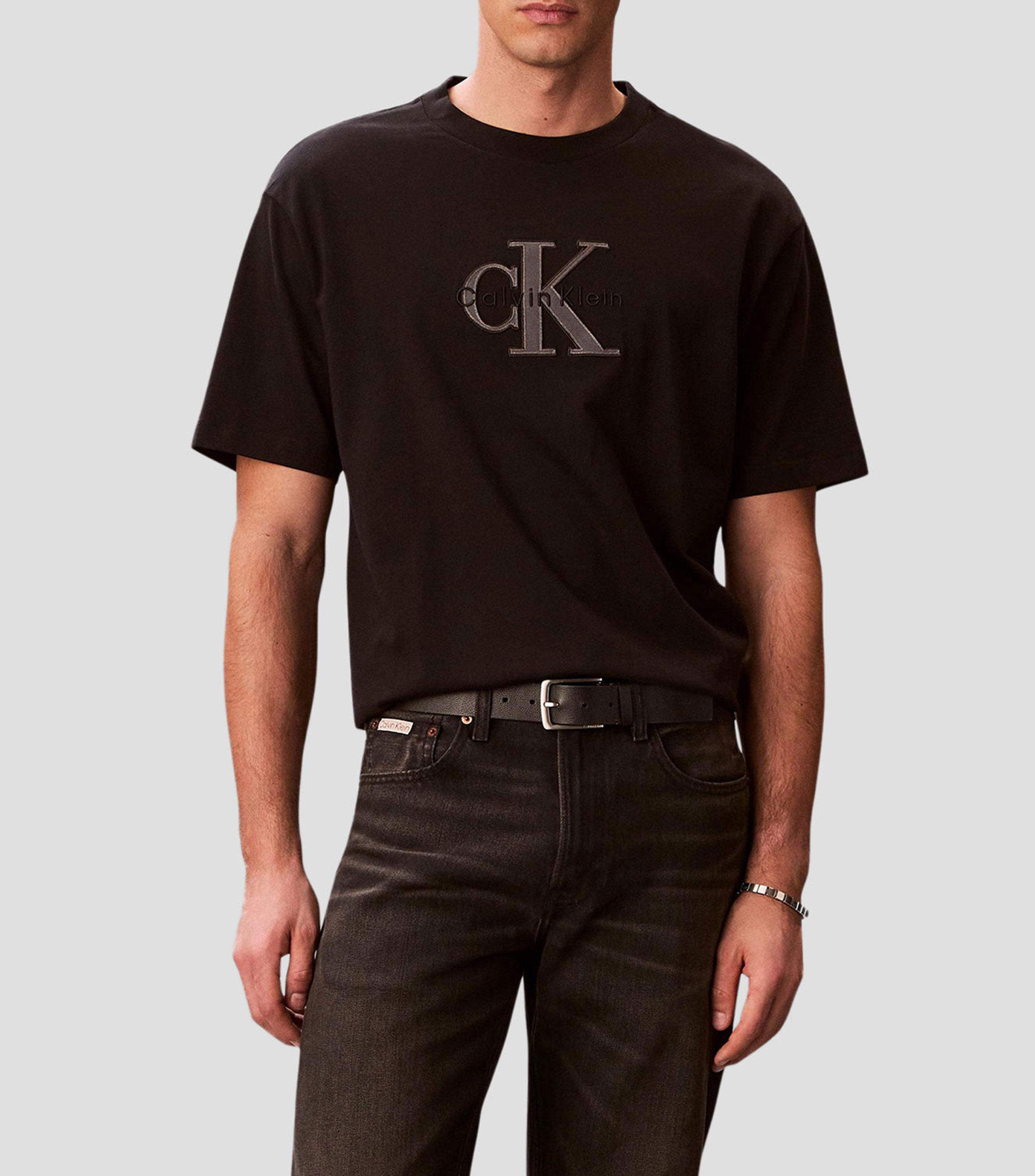 Playera cuello redondo magna corta estampada Hombre