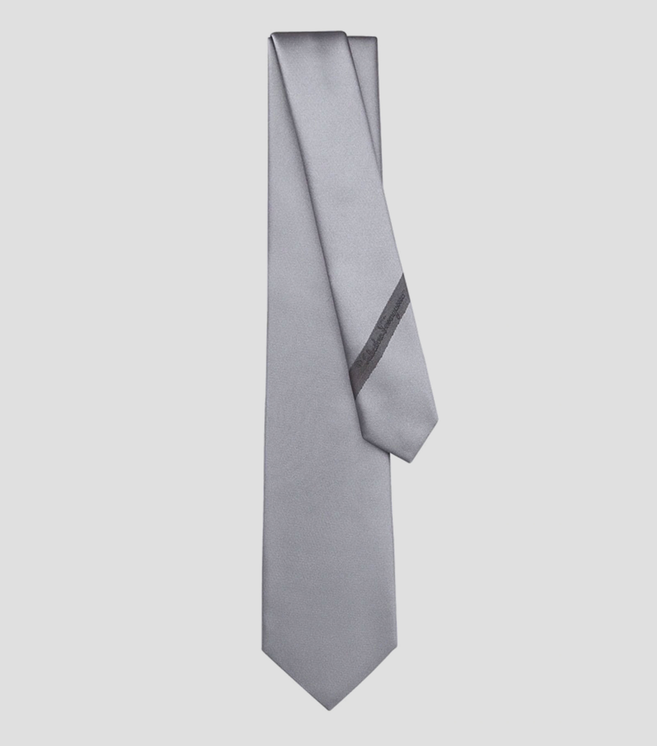 Corbata de seda