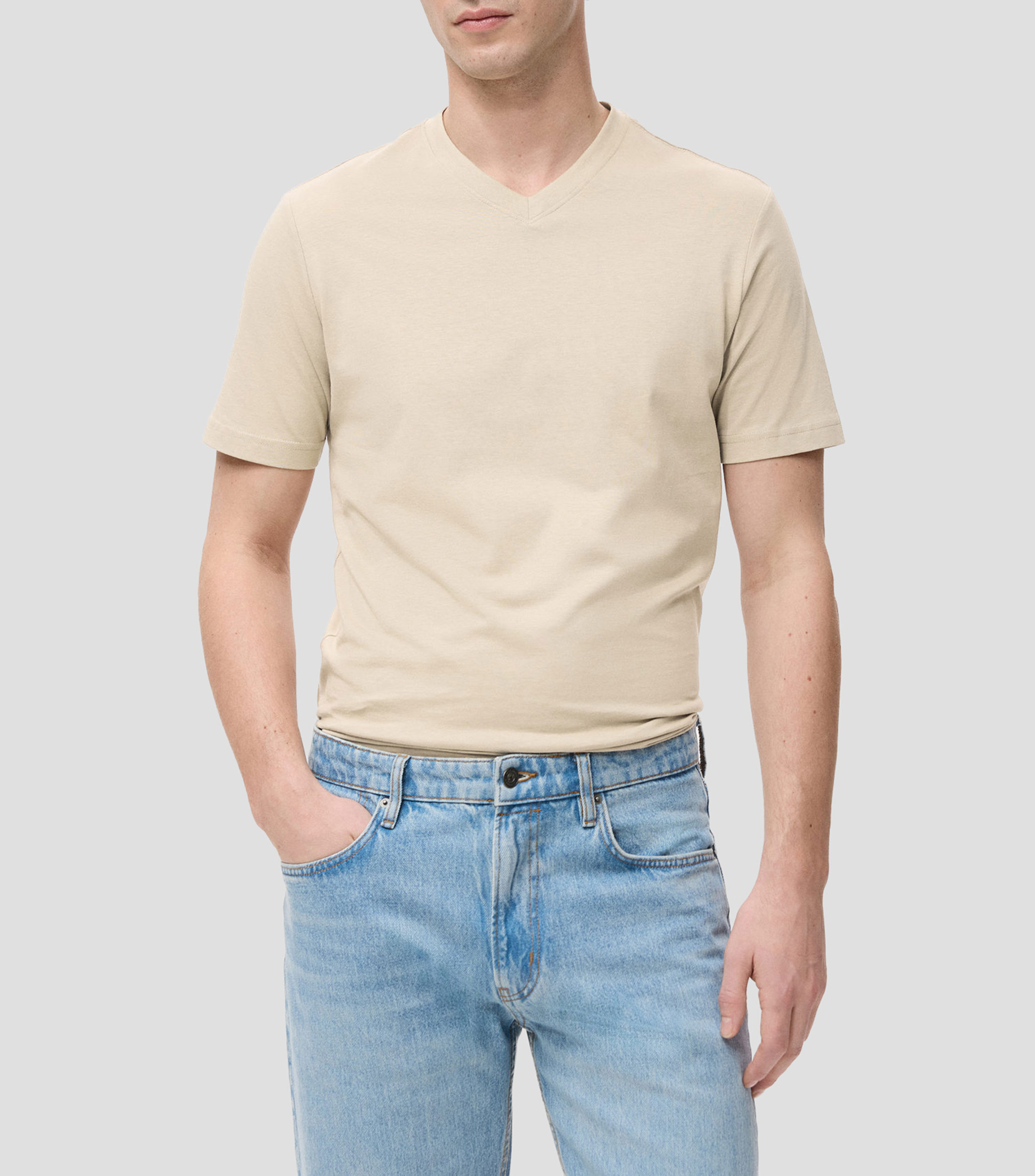 Playera cuello V manga corta lisa Hombre