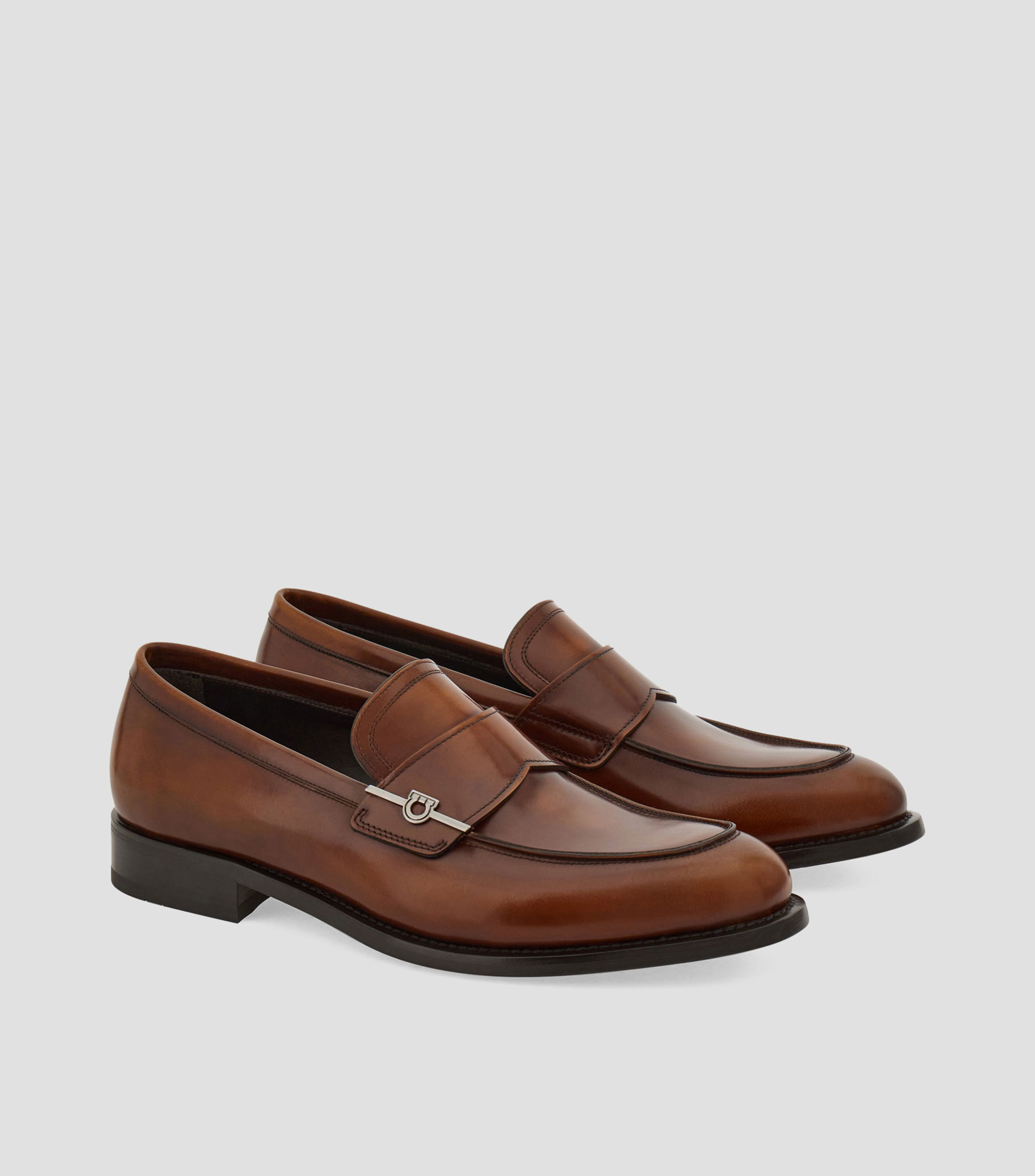 Mocasines penny adorno Gancini Hombre