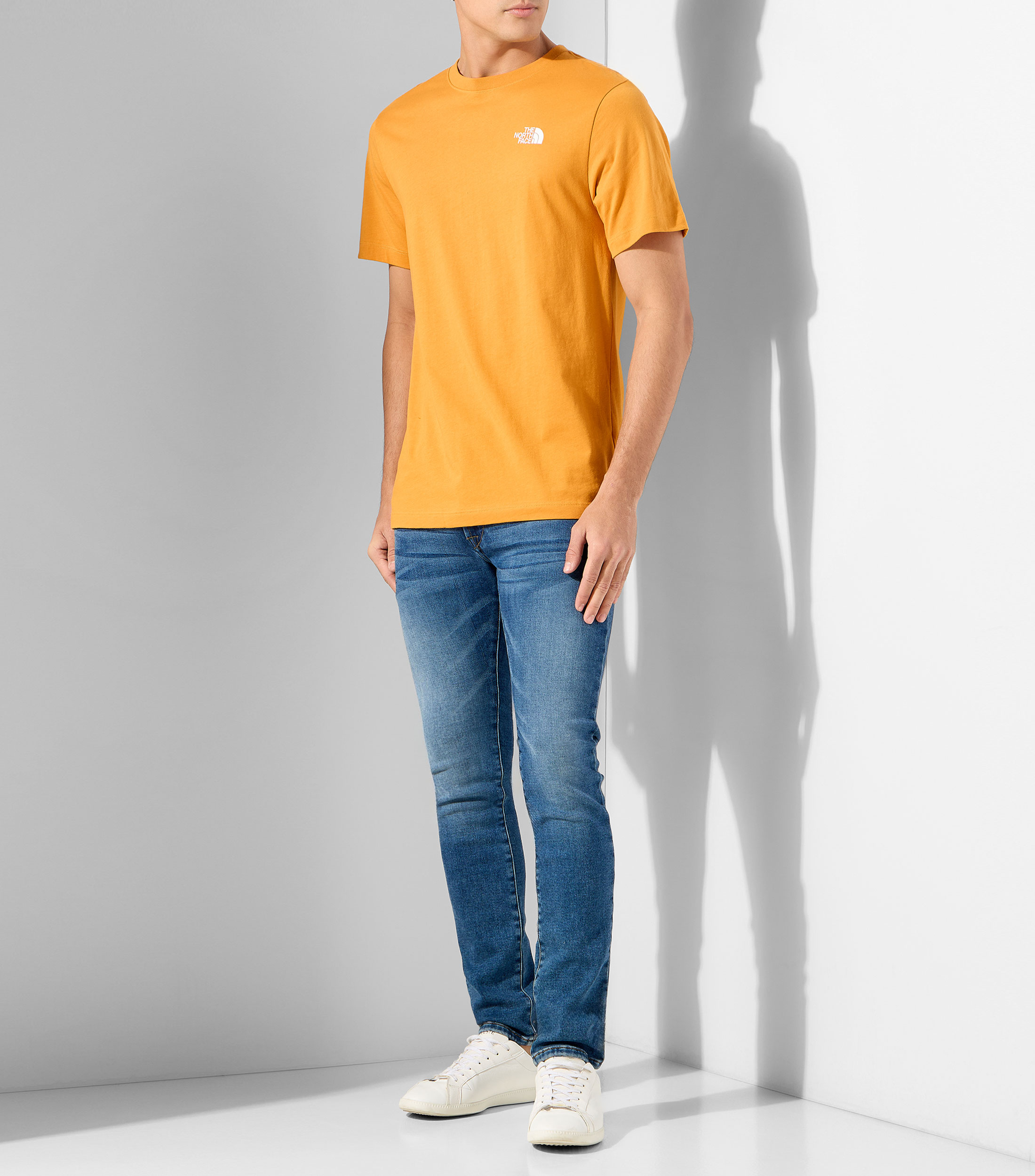 Playera cuello redondo manga corta estampada Hombre