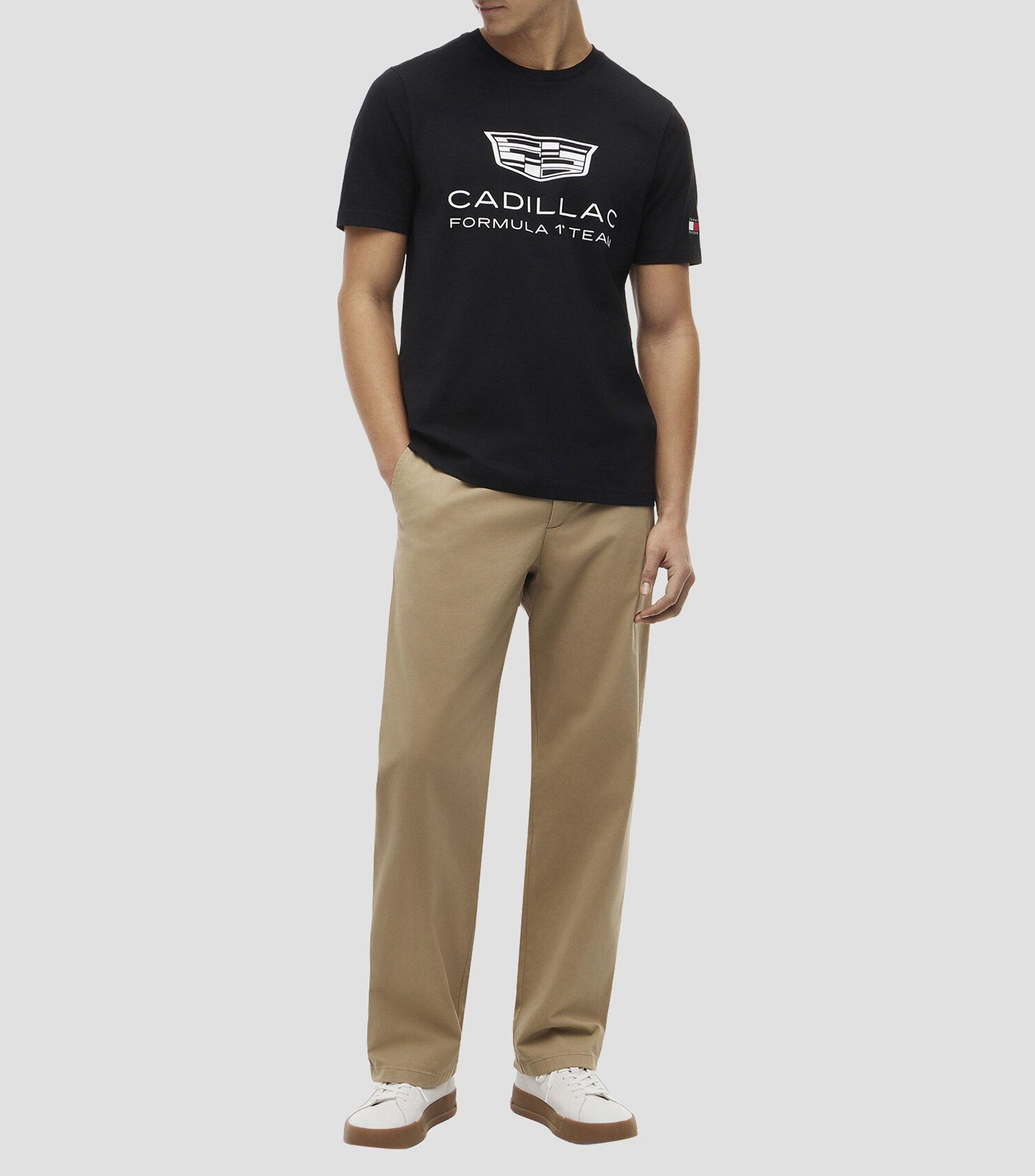 Playera cuello redondo manga corta con estampado Hombre Colección Cadillac