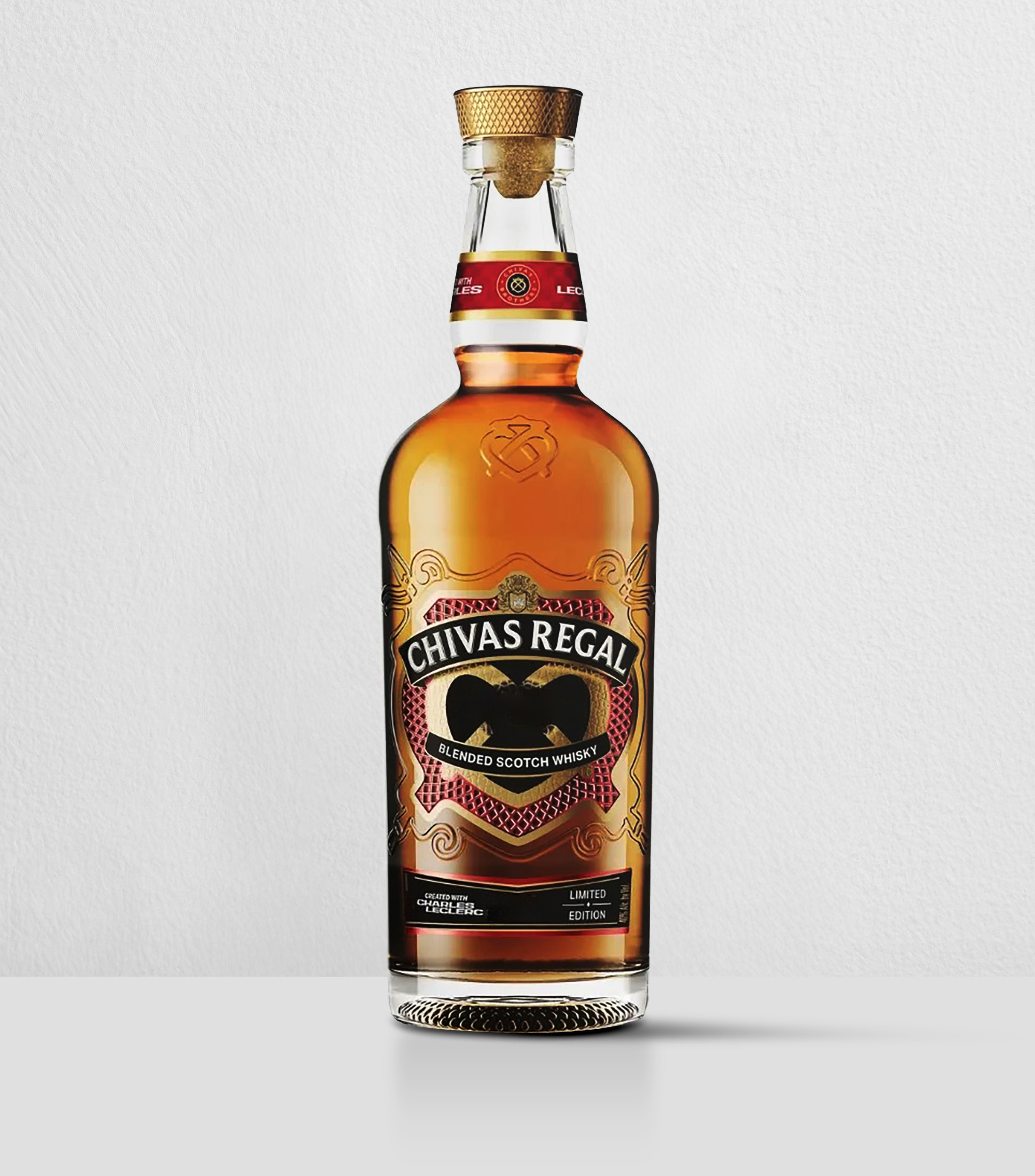 Whisky Chivas Regal 16 Años Charles Leclerc, 700 ml