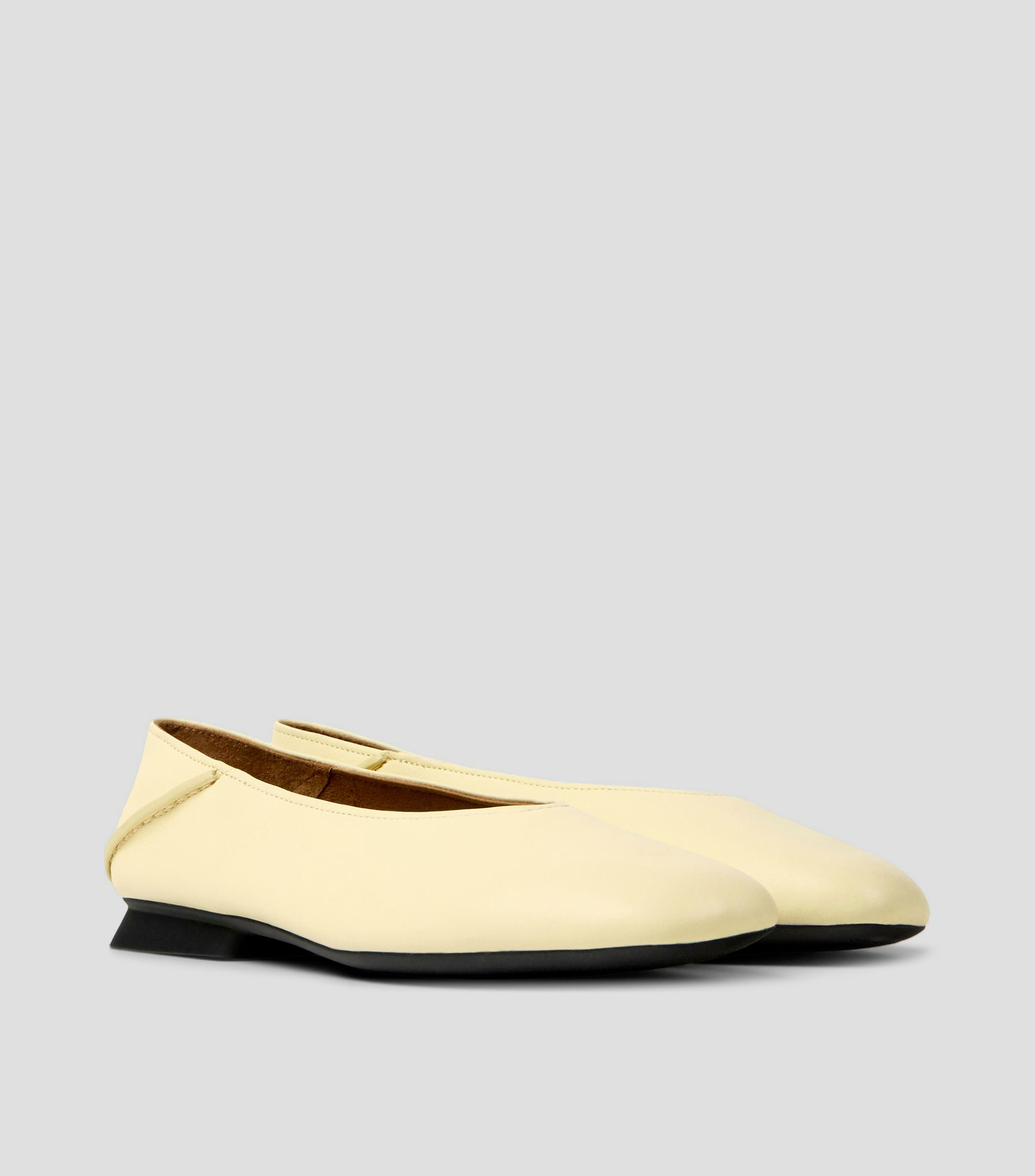 Flats Casi Myra en piel con tacón cuadrado liso Mujer