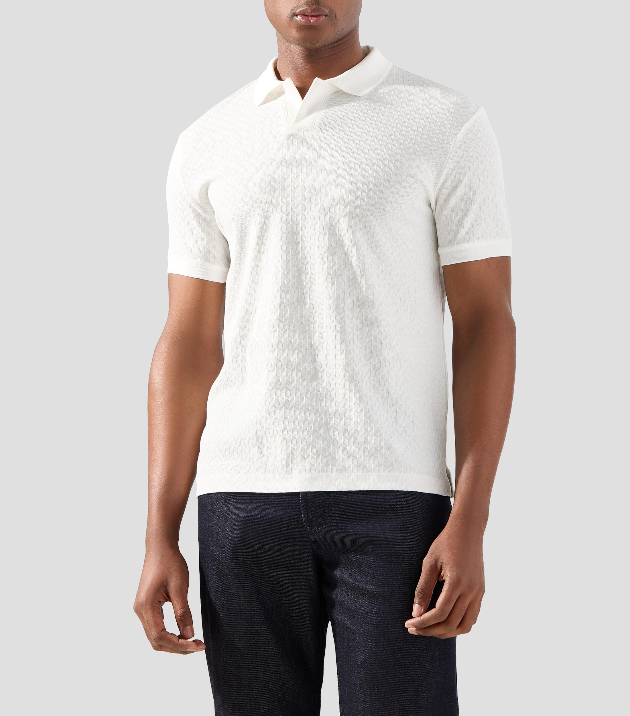Playera tipo polo manga corta con microdiseños Hombre