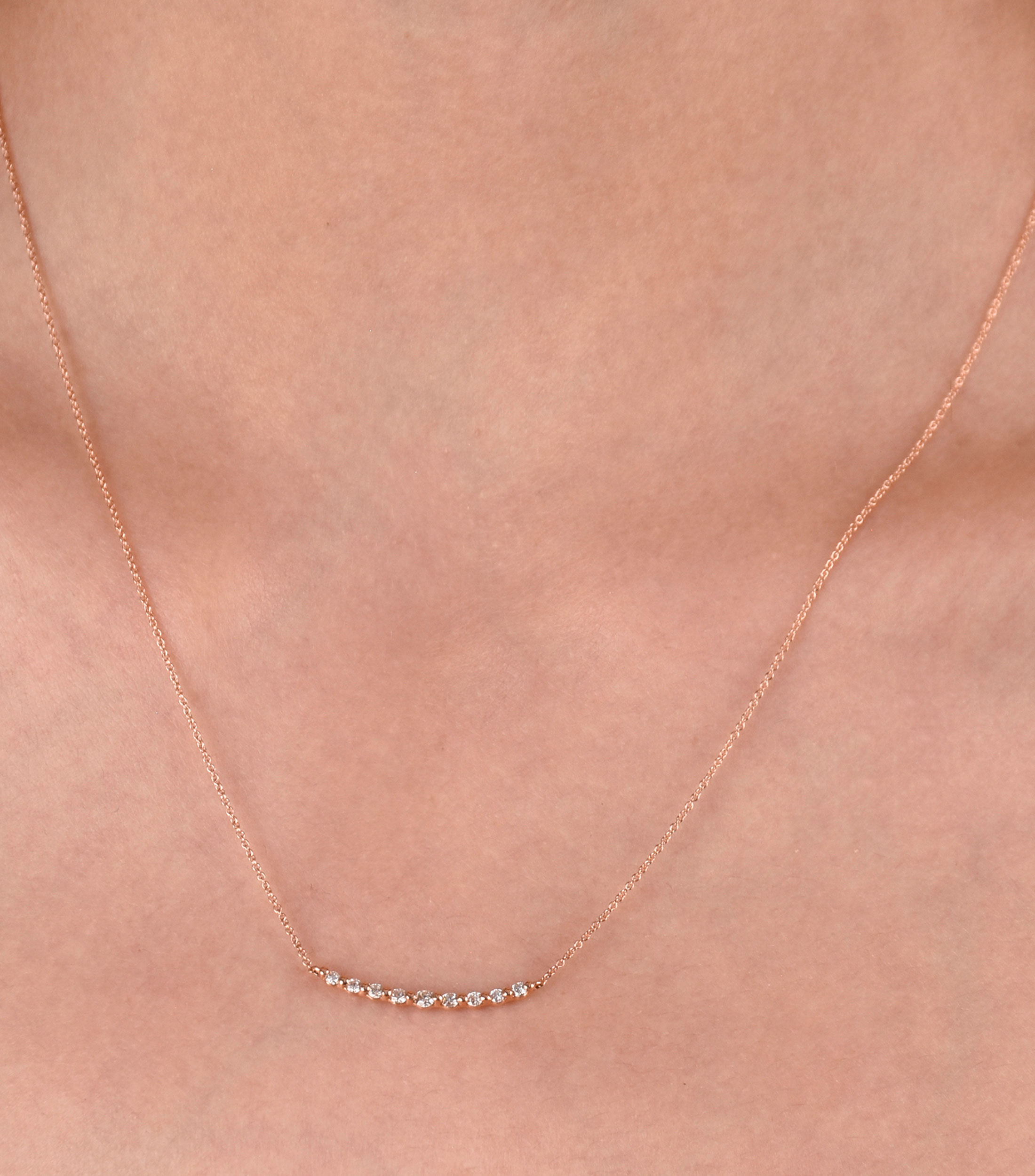 Gargantilla en oro rosa con diamantes Mujer